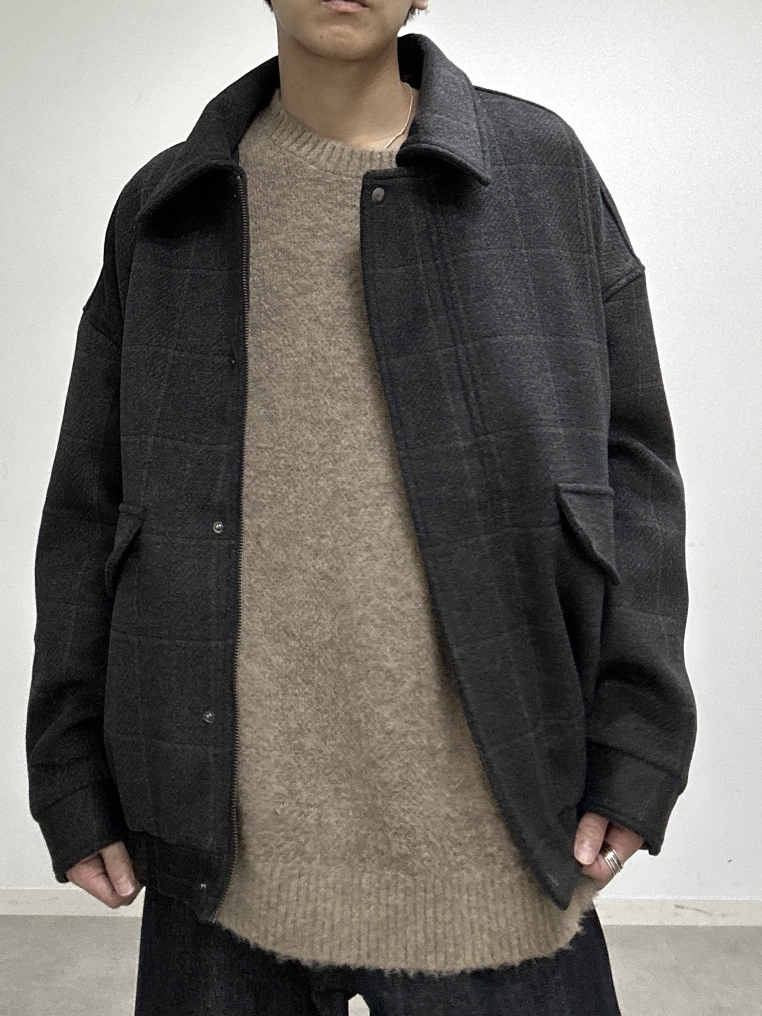 ドイさんの「tk.TAKEO KIKUCHI｜【色褪せしにくいデニム】Comfy Fadeless Denim Seriesバレルデニム」を使ったコーディネート