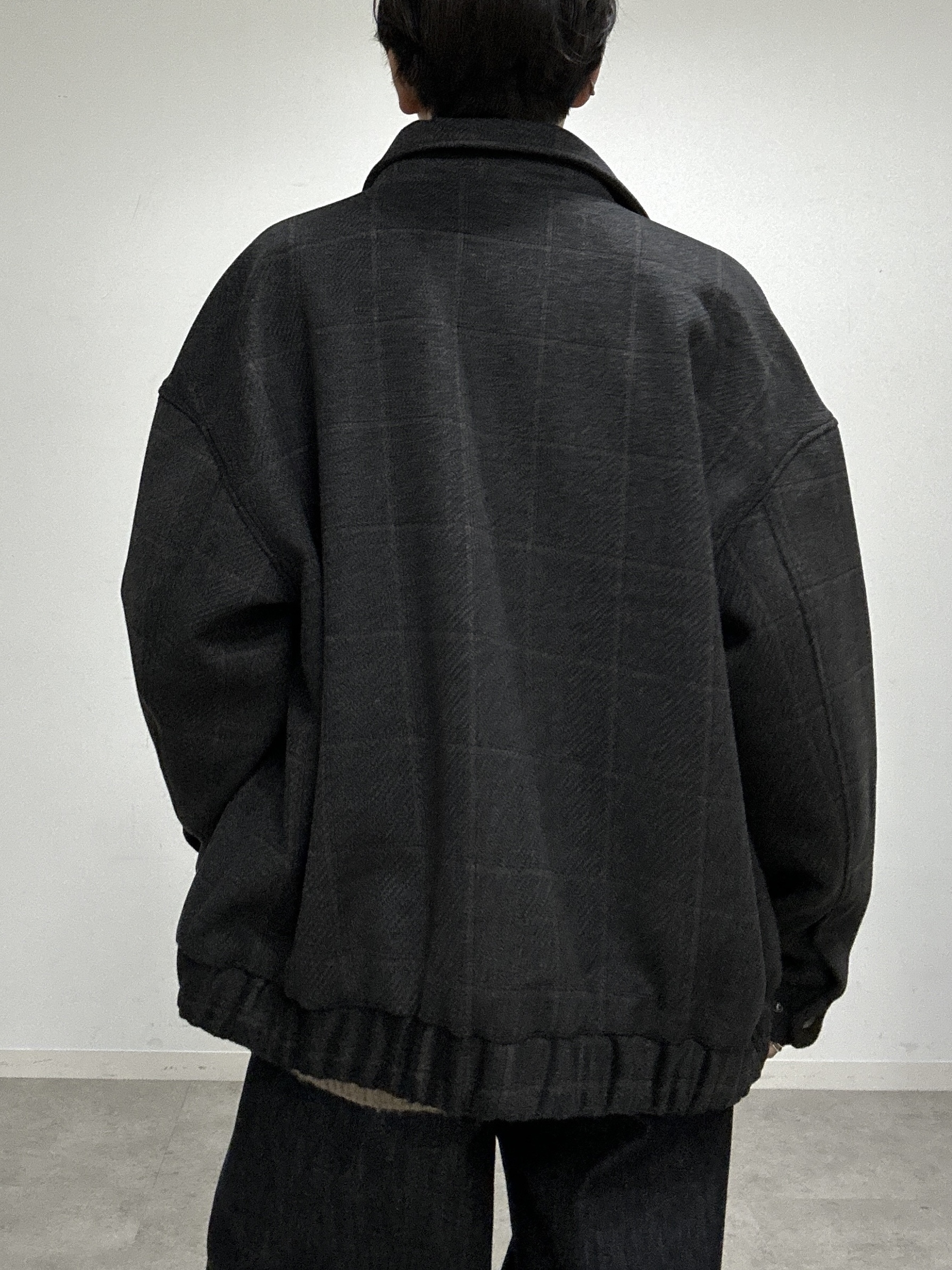 ドイさんの「tk.TAKEO KIKUCHI｜【色褪せしにくいデニム】Comfy Fadeless Denim Seriesバレルデニム」を使ったコーディネート