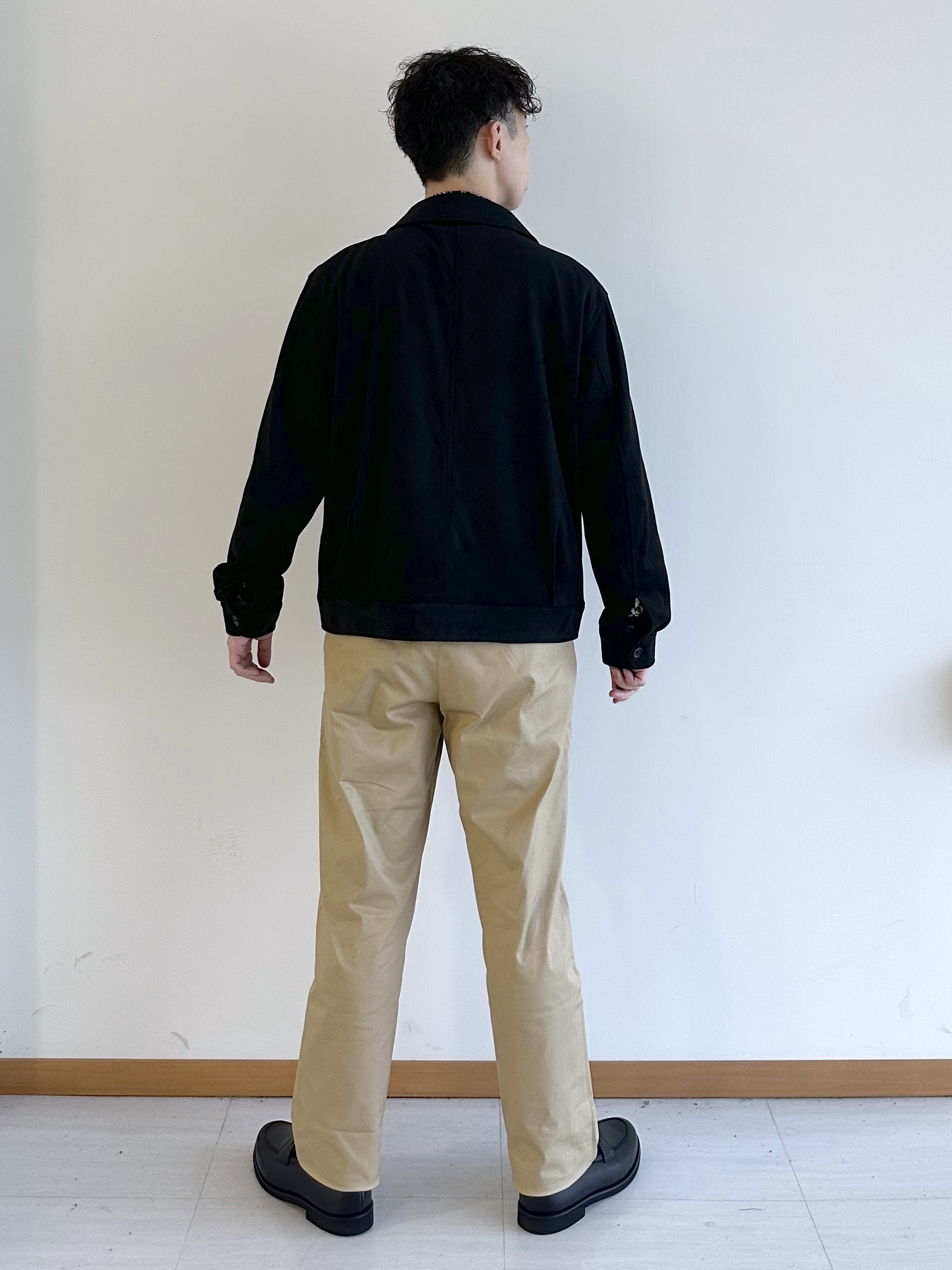 イッシーさんの「TAKEO KIKUCHI｜デニム＆スウェード調 ジップブルゾン」を使ったコーディネート