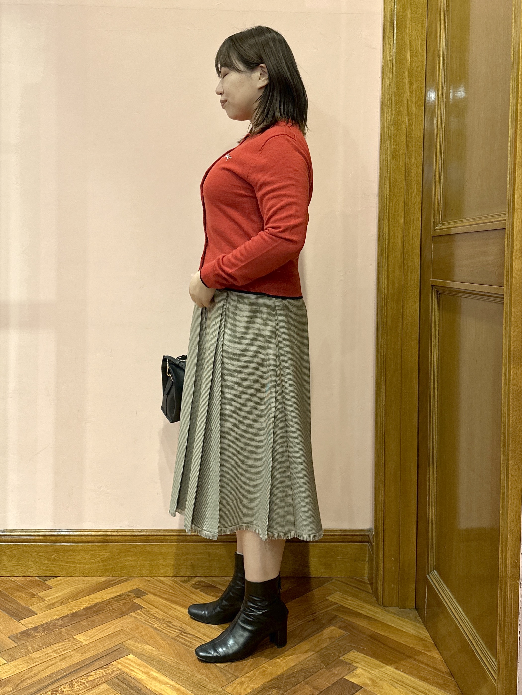 komatsuさんの「DRESSTERIOR｜【STORY11月号掲載】ゼニアバルーファキャッシュウールクルーネックカーディガン」を使ったコーディネート