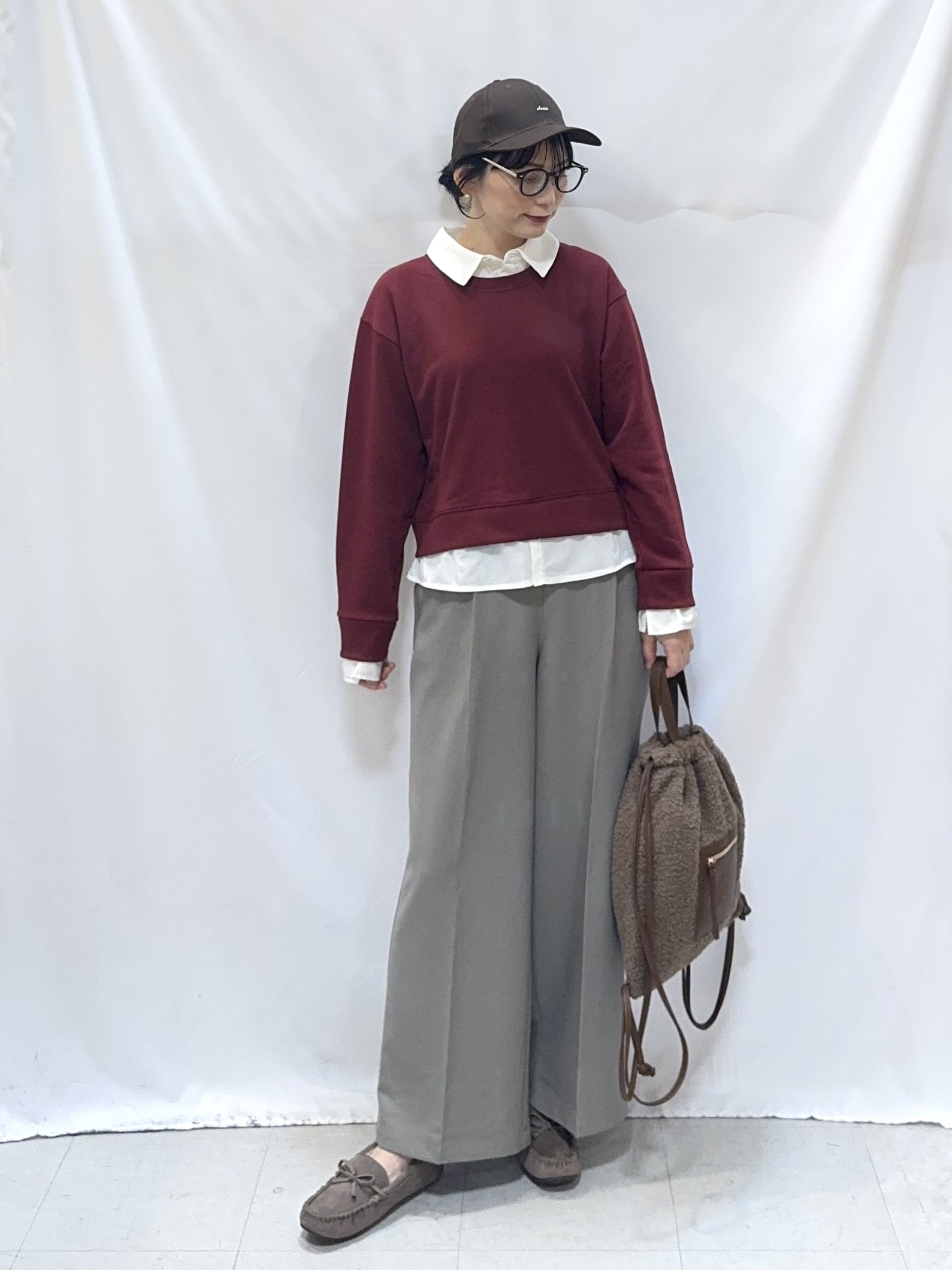 𝐇𝐢𝐫𝐨𝐦𝐢さんの「SHOO･LA･RUE｜【S-LL/洗濯機可】一枚でレイヤード感が完成する シャツドッキング裏毛トップス」を使ったコーディネート