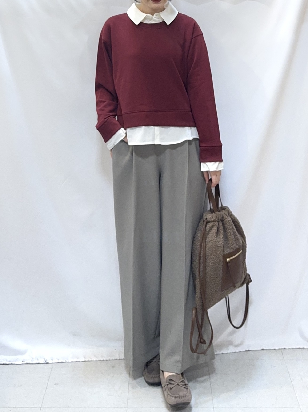 𝐇𝐢𝐫𝐨𝐦𝐢さんの「SHOO･LA･RUE｜【S-LL/洗濯機可】一枚でレイヤード感が完成する シャツドッキング裏毛トップス」を使ったコーディネート