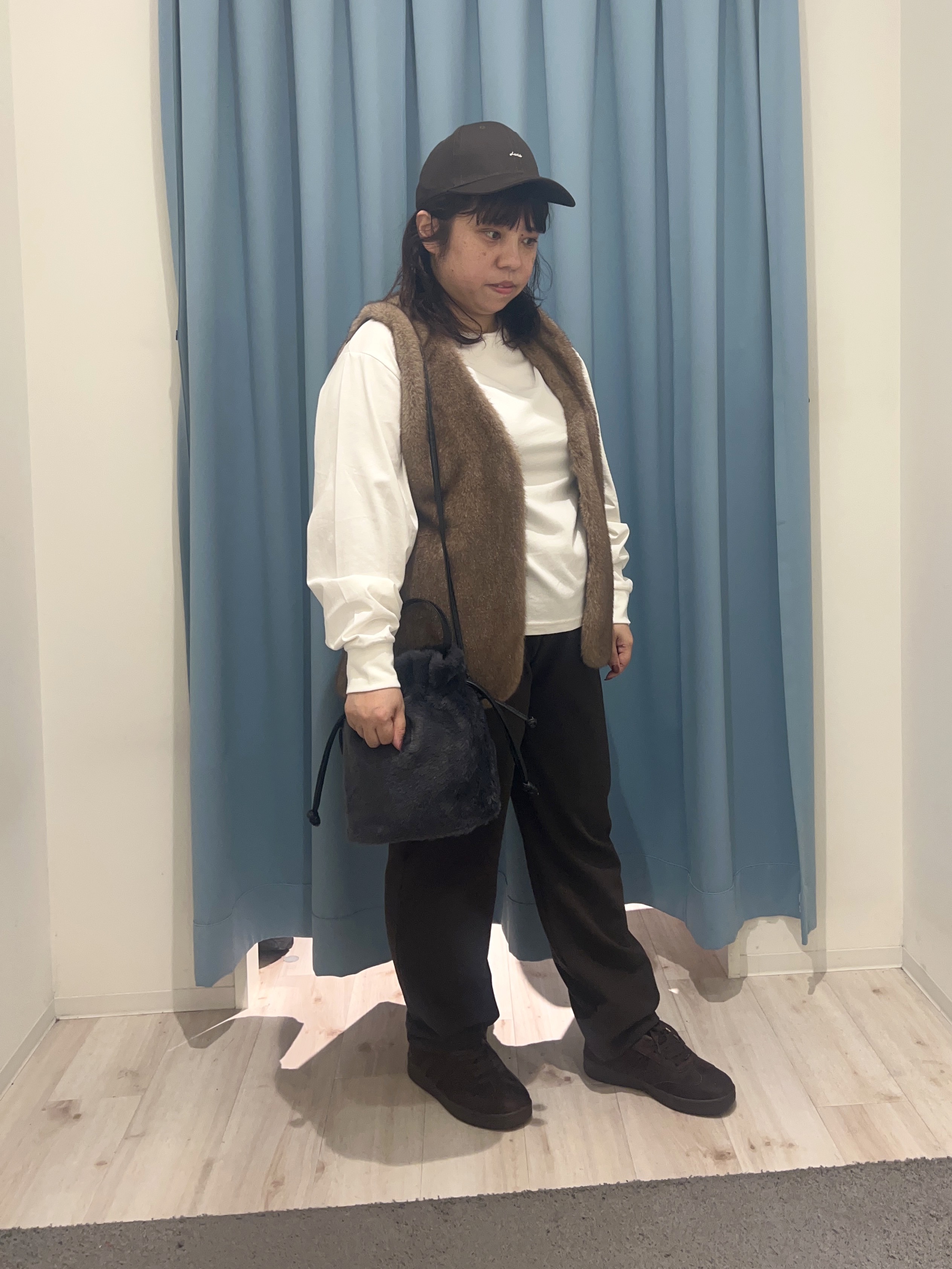 くーさんの「SHOO･LA･RUE｜【高レビュー/S-LL】デイリー使いに 選べる6柄プリントロンT」を使ったコーディネート
