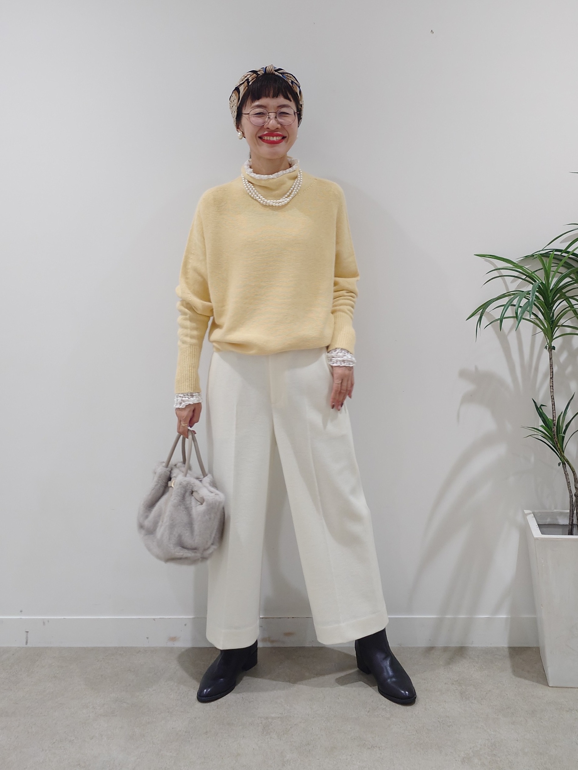 MUTSUKOさんの「UNTITLED｜【重ね着レイヤード】レースハイネックトップス」を使ったコーディネート