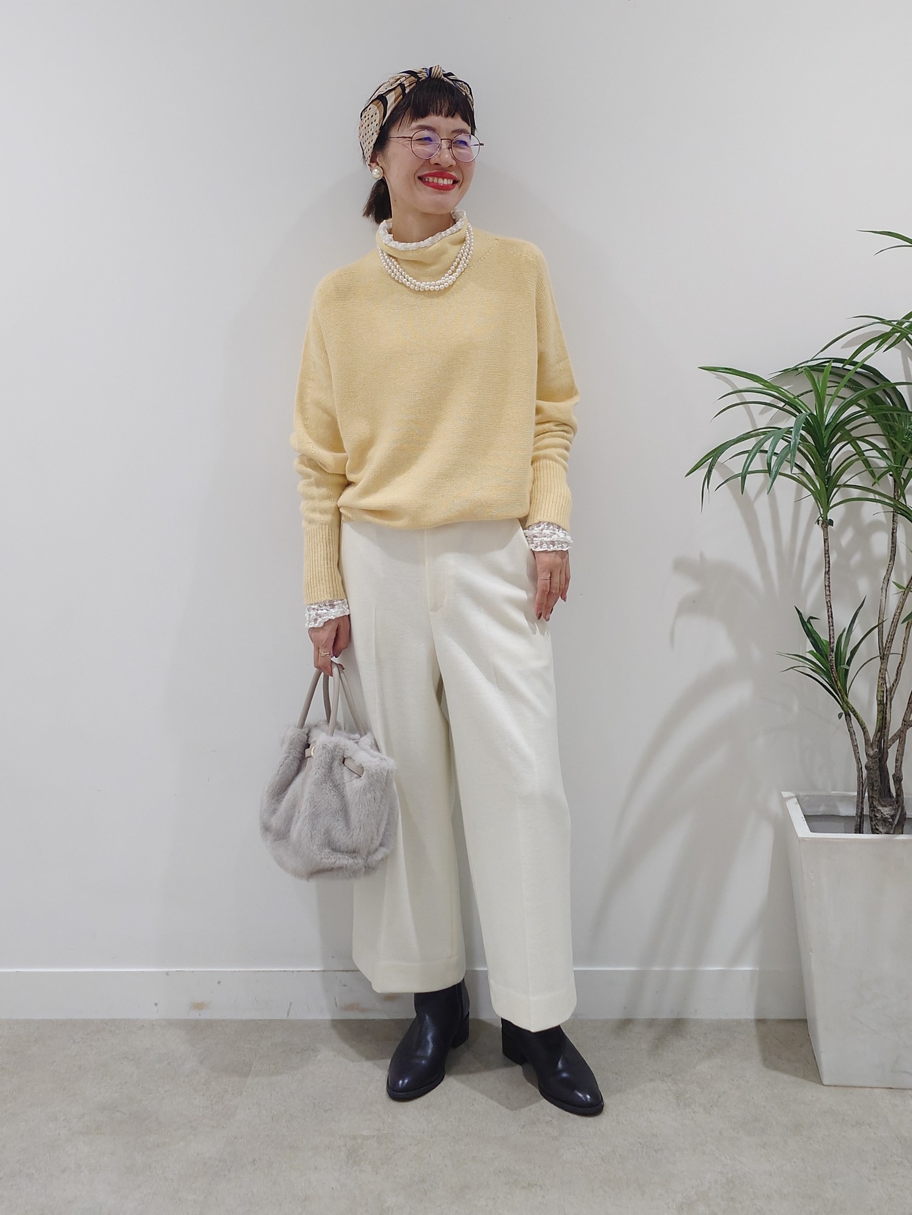MUTSUKOさんの「UNTITLED｜【重ね着レイヤード】レースハイネックトップス」を使ったコーディネート