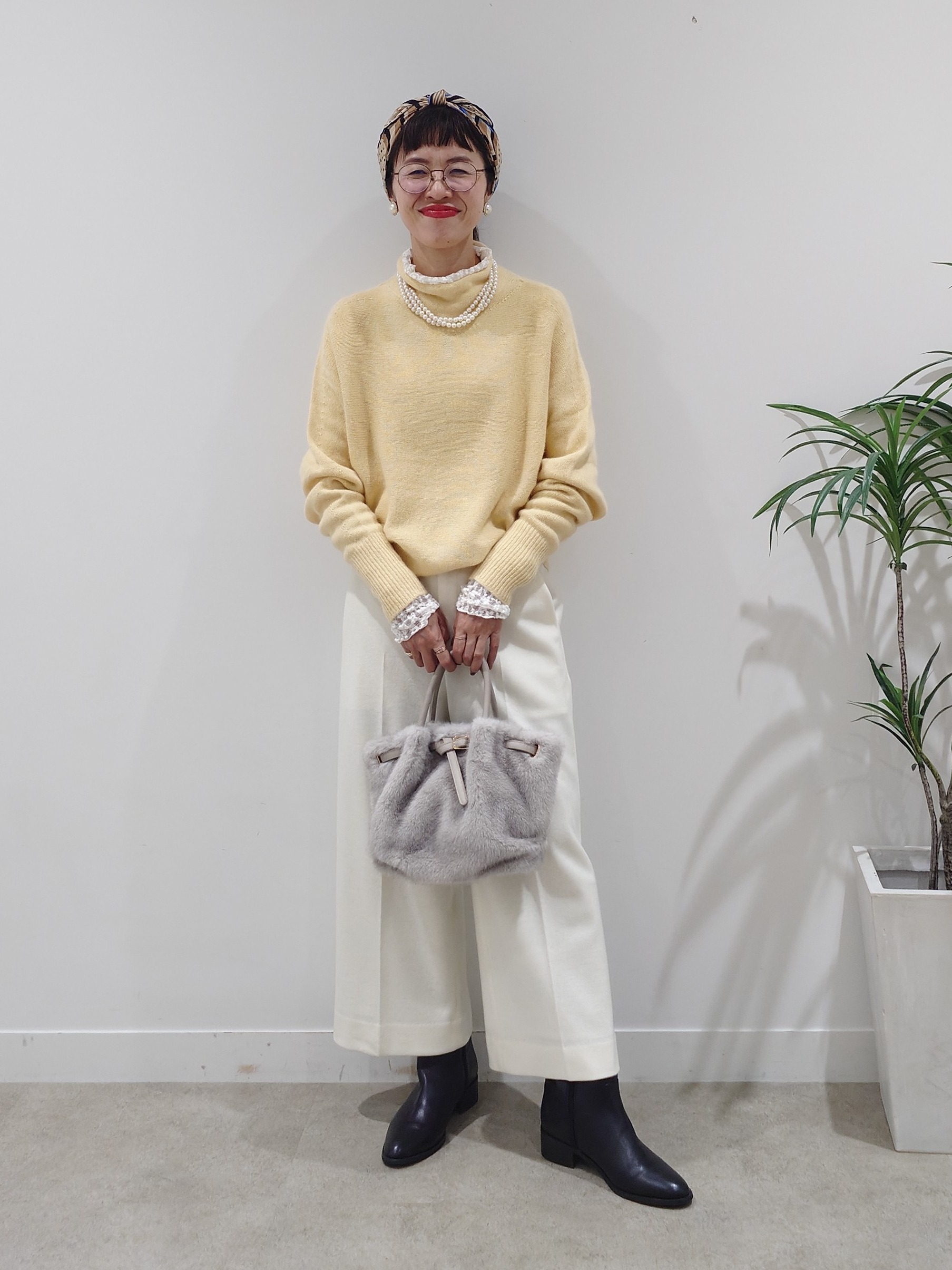 MUTSUKOさんの「UNTITLED｜【重ね着レイヤード】レースハイネックトップス」を使ったコーディネート