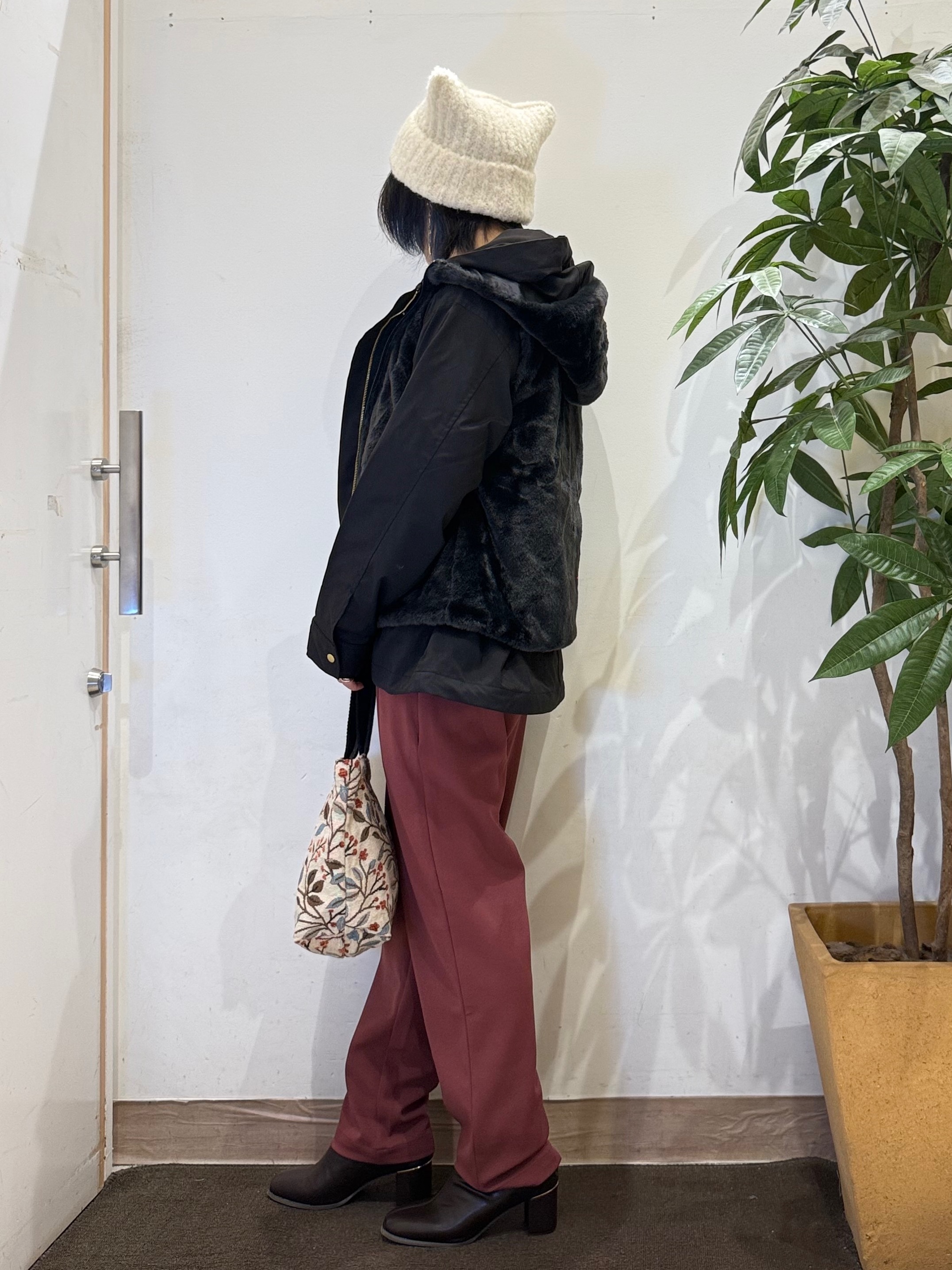 misakiさんの「SHOO･LA･RUE｜【洗濯機可/撥水/マルチWAY】ファーライナー付き 毎日欲張りマンパ」を使ったコーディネート