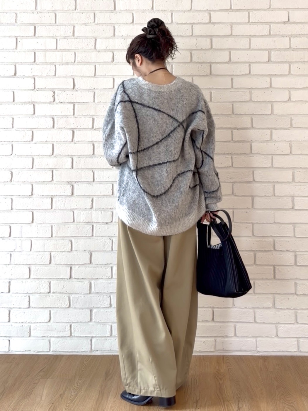 YUKAさんの「tk.TAKEO KIKUCHI｜シャギーラインアートカーディガン」を使ったコーディネート