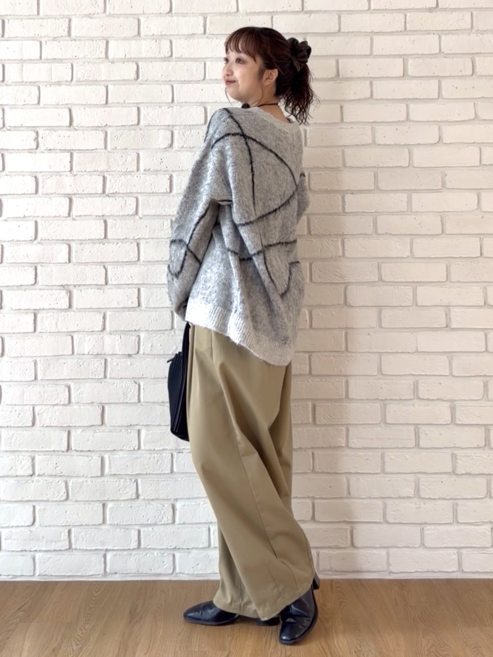 YUKAさんの「tk.TAKEO KIKUCHI｜シャギーラインアートカーディガン」を使ったコーディネート
