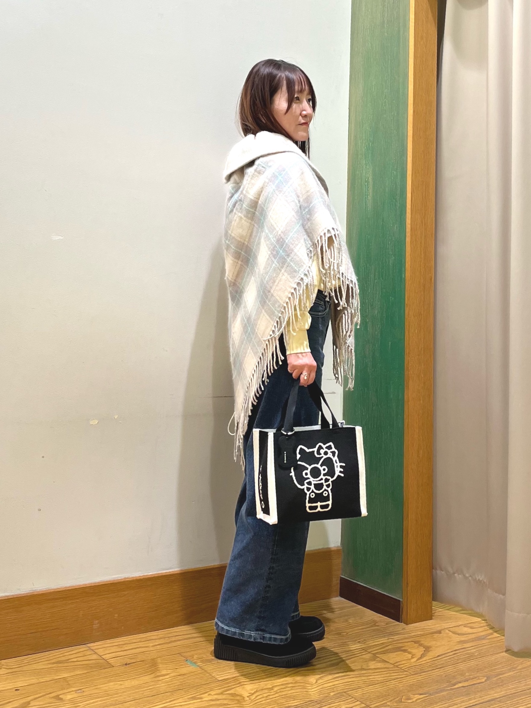 ゆっきーさんの「SHOO･LA･RUE｜【高レビュー/S-LL】デイリー使いに 選べる6柄プリントロンT」を使ったコーディネート