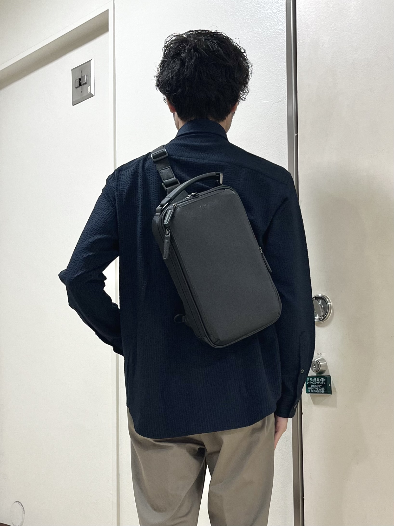 URAさんの「TAKEO KIKUCHI｜【抗菌防臭/シーズンレス】シアサッカー ジャージシャツ」を使ったコーディネート