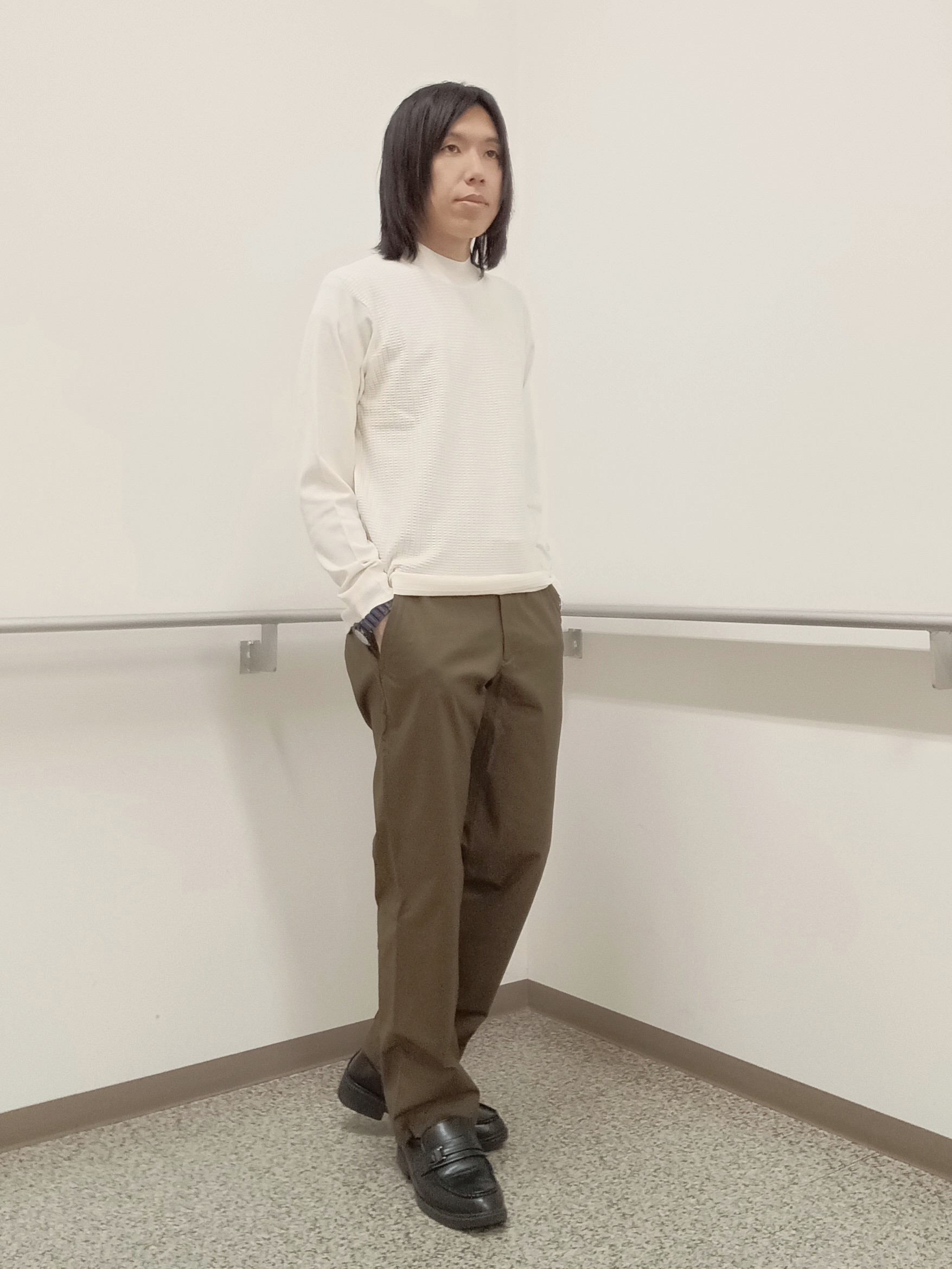 moritaさんの「TAKEO KIKUCHI｜【BOWLER HAT LABEL】日本製PLAYプリントシャツ」を使ったコーディネート