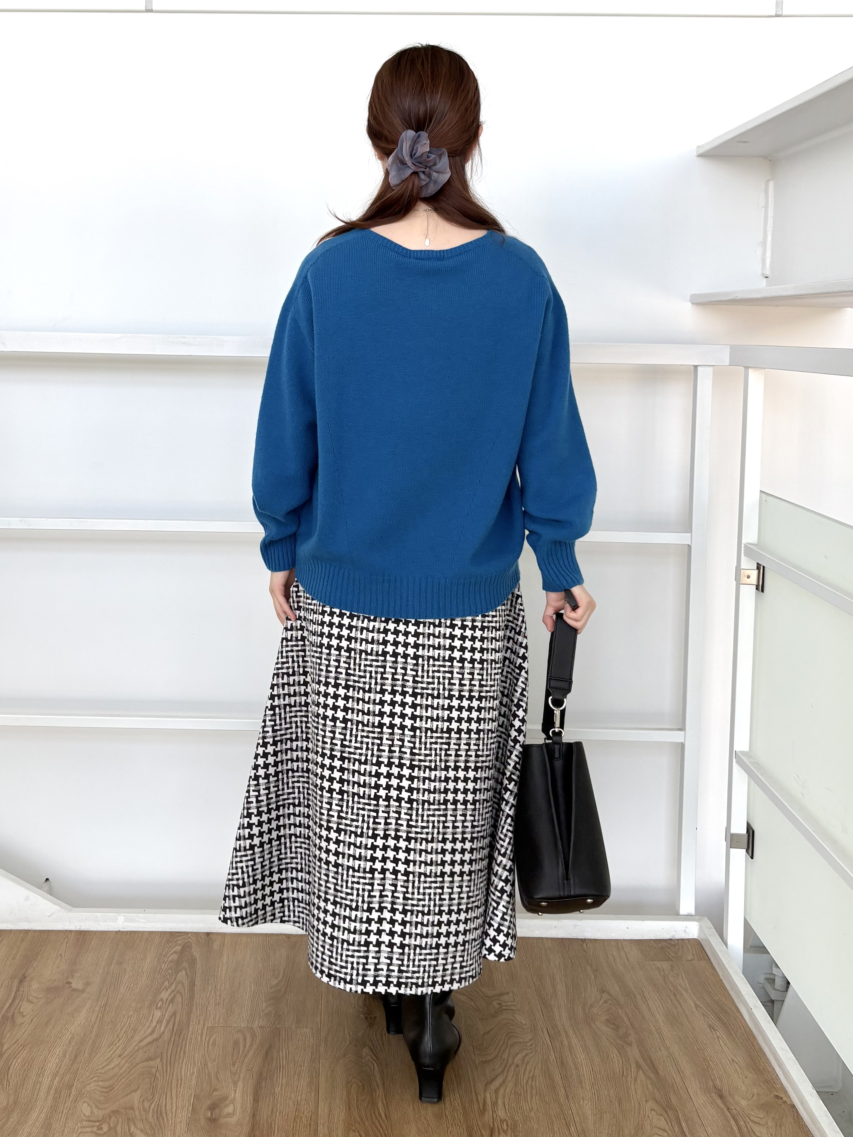 mikiさんの「Reflect｜パール調バー&times;チェーンネックレス」を使ったコーディネート