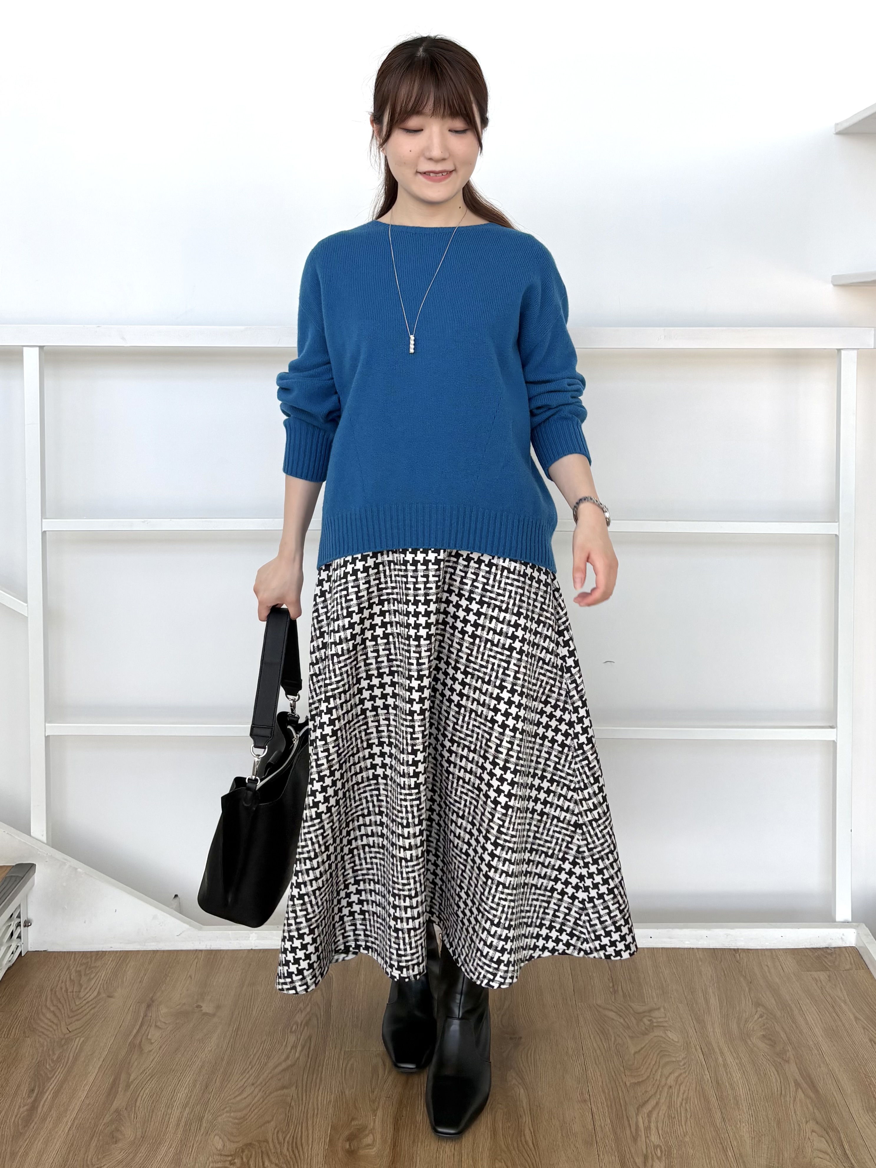 mikiさんの「Reflect｜パール調バー&times;チェーンネックレス」を使ったコーディネート