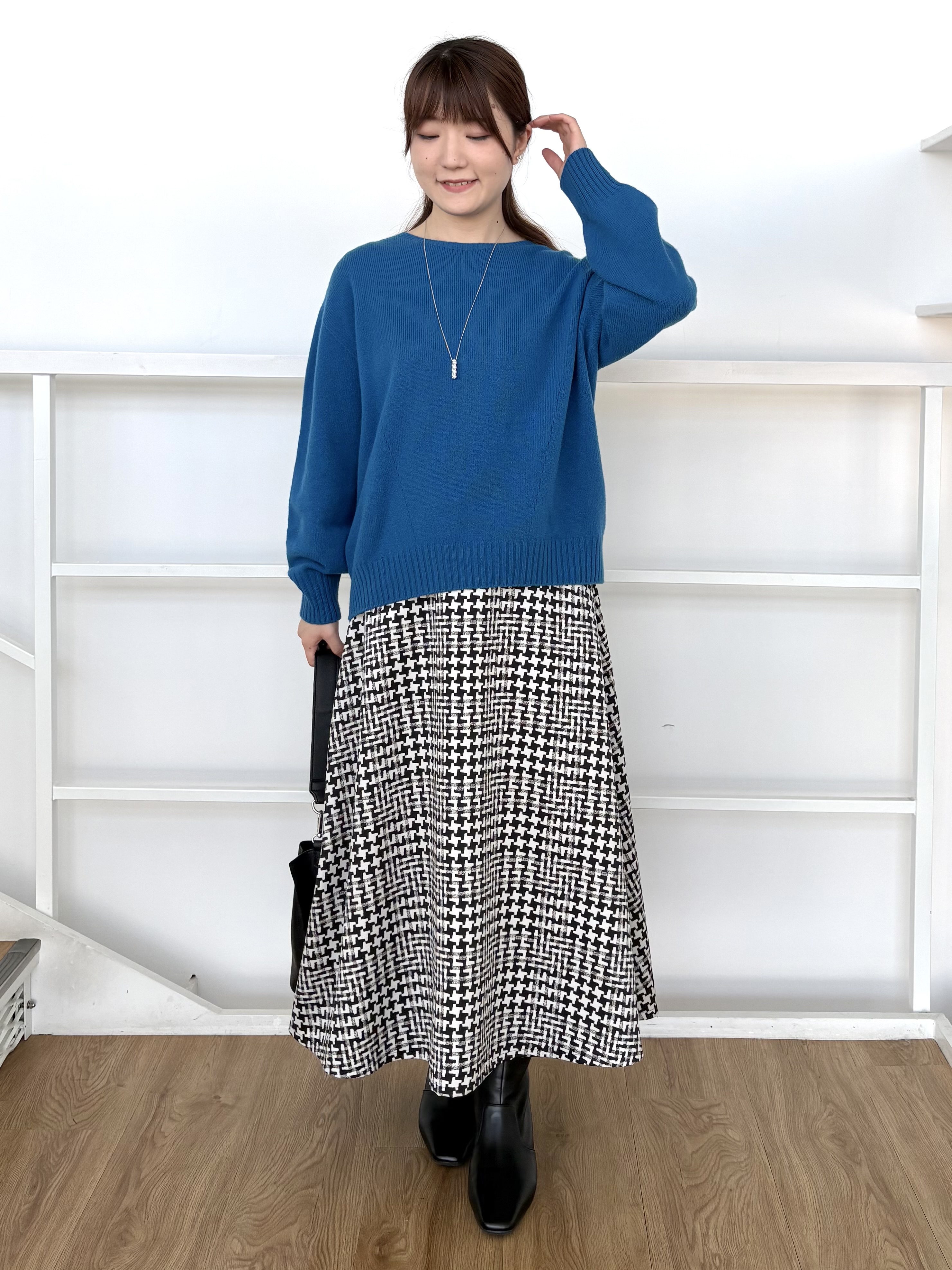 mikiさんの「Reflect｜パール調バー&times;チェーンネックレス」を使ったコーディネート