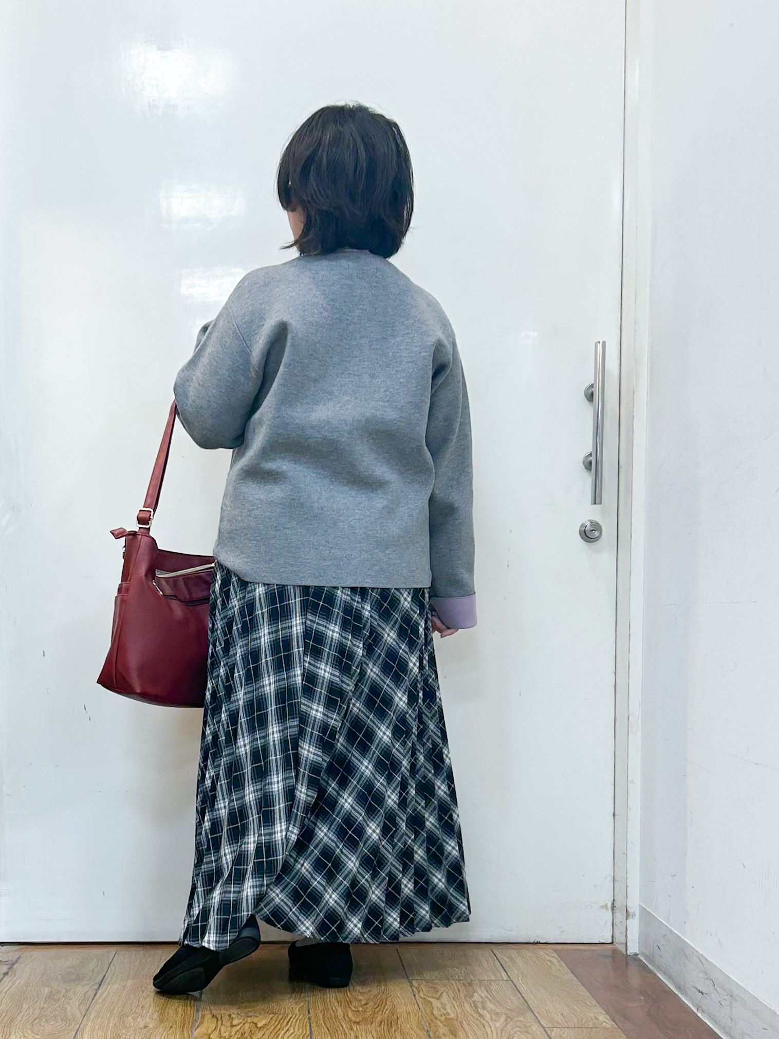 haruさんの「SHOO･LA･RUE｜【S-LL/洗濯機可/静電気防止】もちもち配色ダブルフェイスカーディガン」を使ったコーディネート