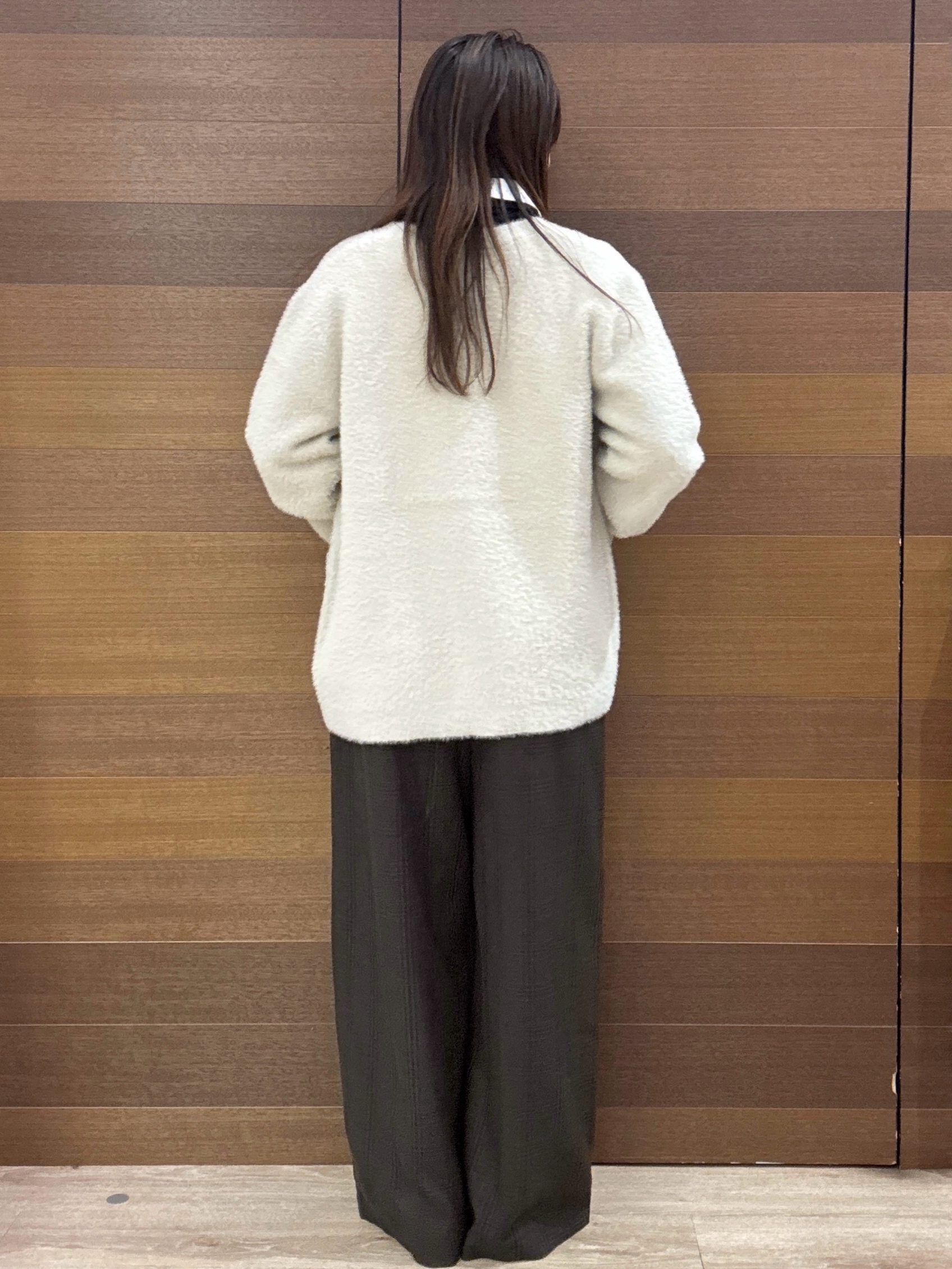 maichiさんの「OPAQUE.CLIP｜フェザーヤーンニットカーディガン【洗濯機OK】」を使ったコーディネート