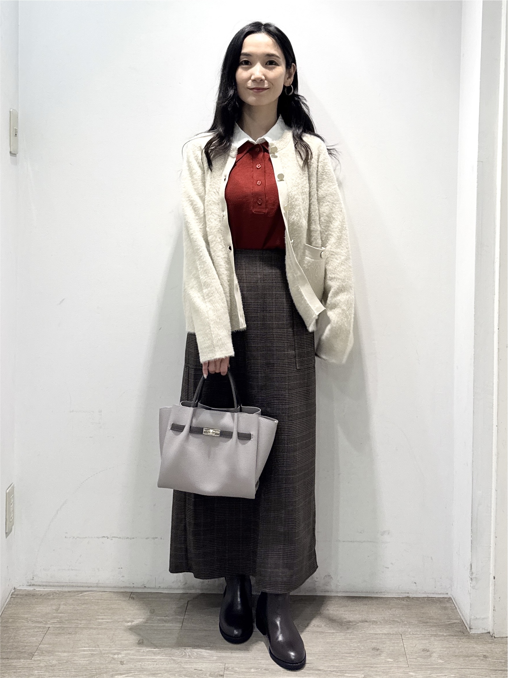 yuicciさんの「OPAQUE.CLIP｜フェザーヤーンニットカーディガン【洗濯機OK】」を使ったコーディネート