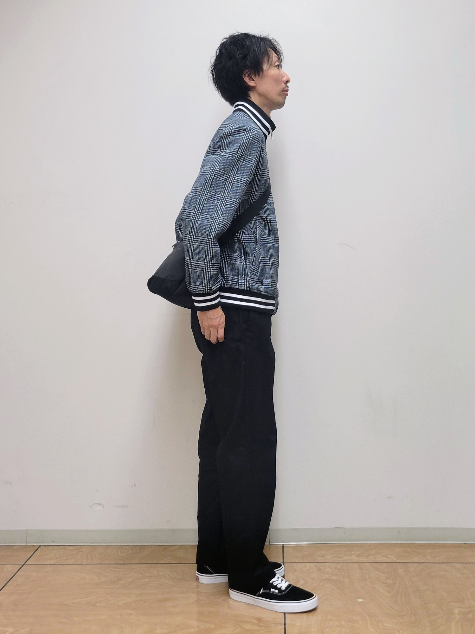 piroyaさんの「TAKEO KIKUCHI｜【BOWLER HAT LABEL】ダウンファブリック トラックジャケット」を使ったコーディネート