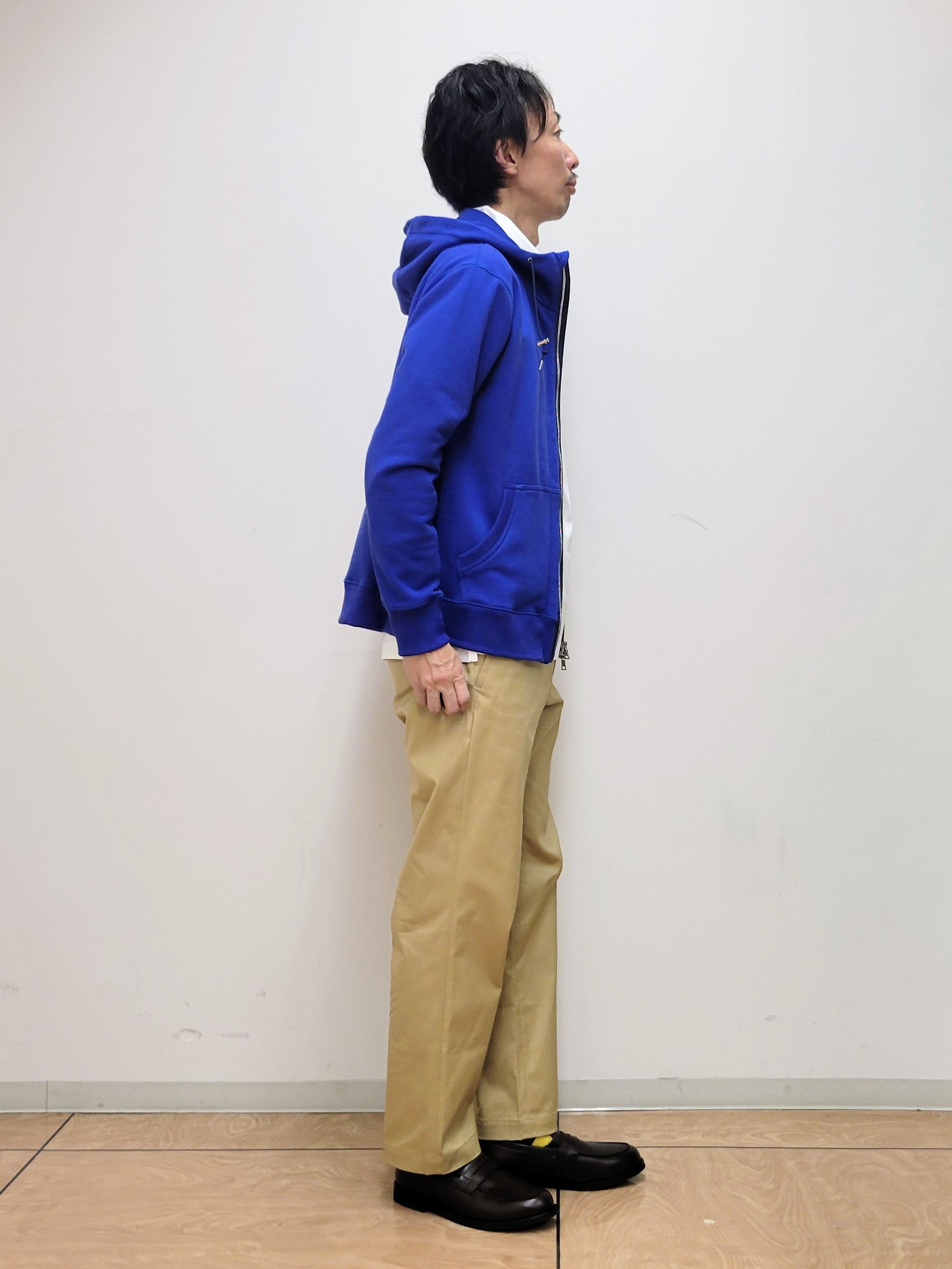 piroyaさんの「TAKEO KIKUCHI｜【BOWLER HAT LABEL】ジップアップ スウェットパーカー」を使ったコーディネート