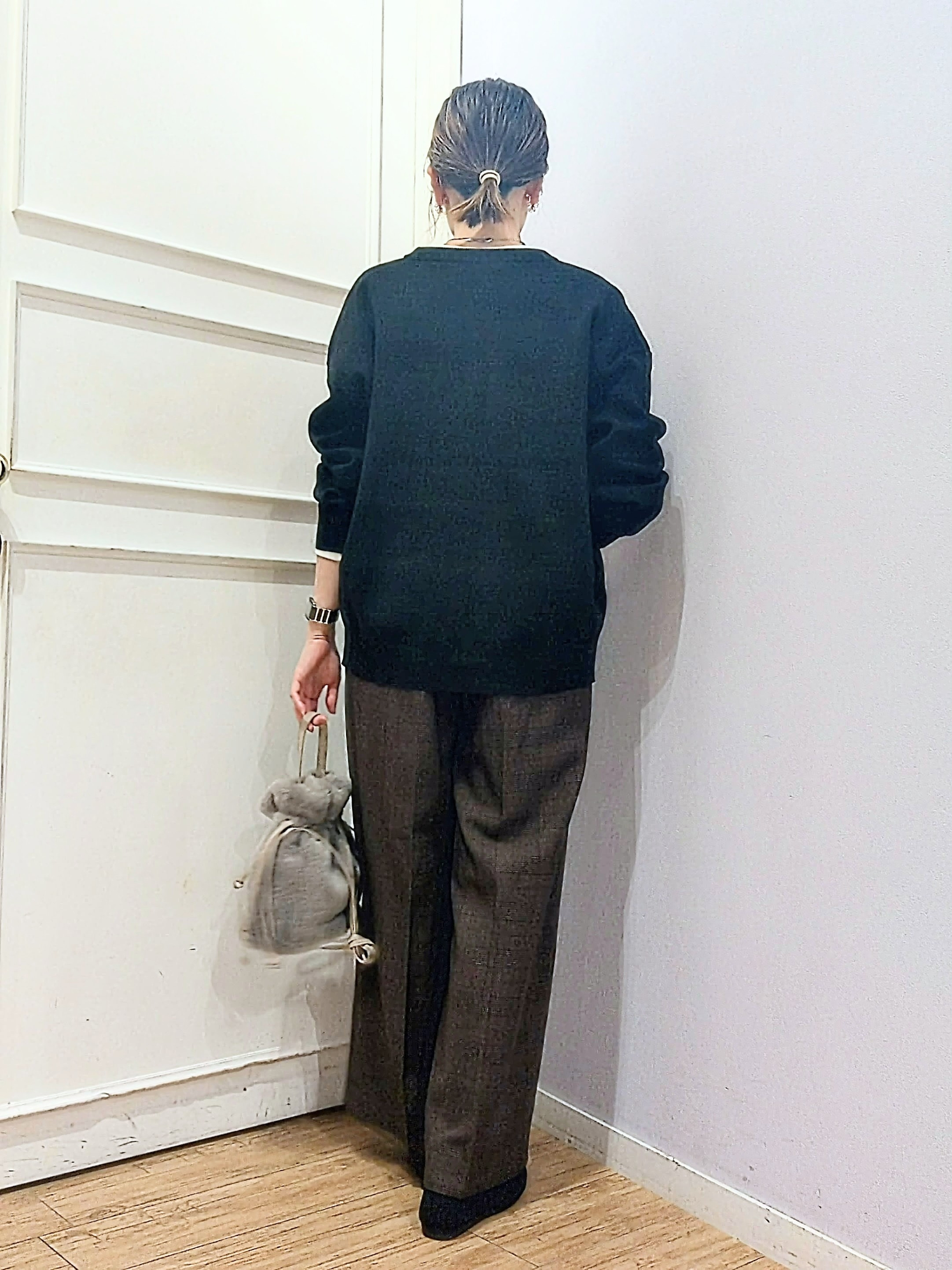 miomioさんの「SHOO･LA･RUE｜【セットアップ可/洗濯機可】軽やかに羽織れる スポンディッシュ ニットカーディガン」を使ったコーディネート