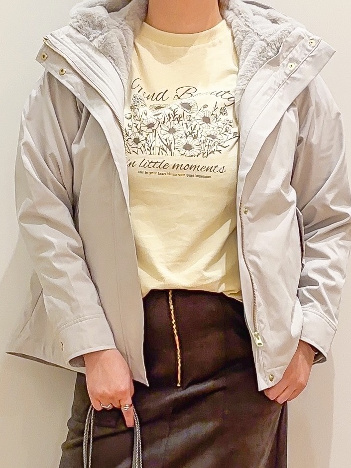 naoさんの「SHOO･LA･RUE｜【洗濯機可/撥水/マルチWAY】ファーライナー付き 毎日欲張りマンパ」を使ったコーディネート