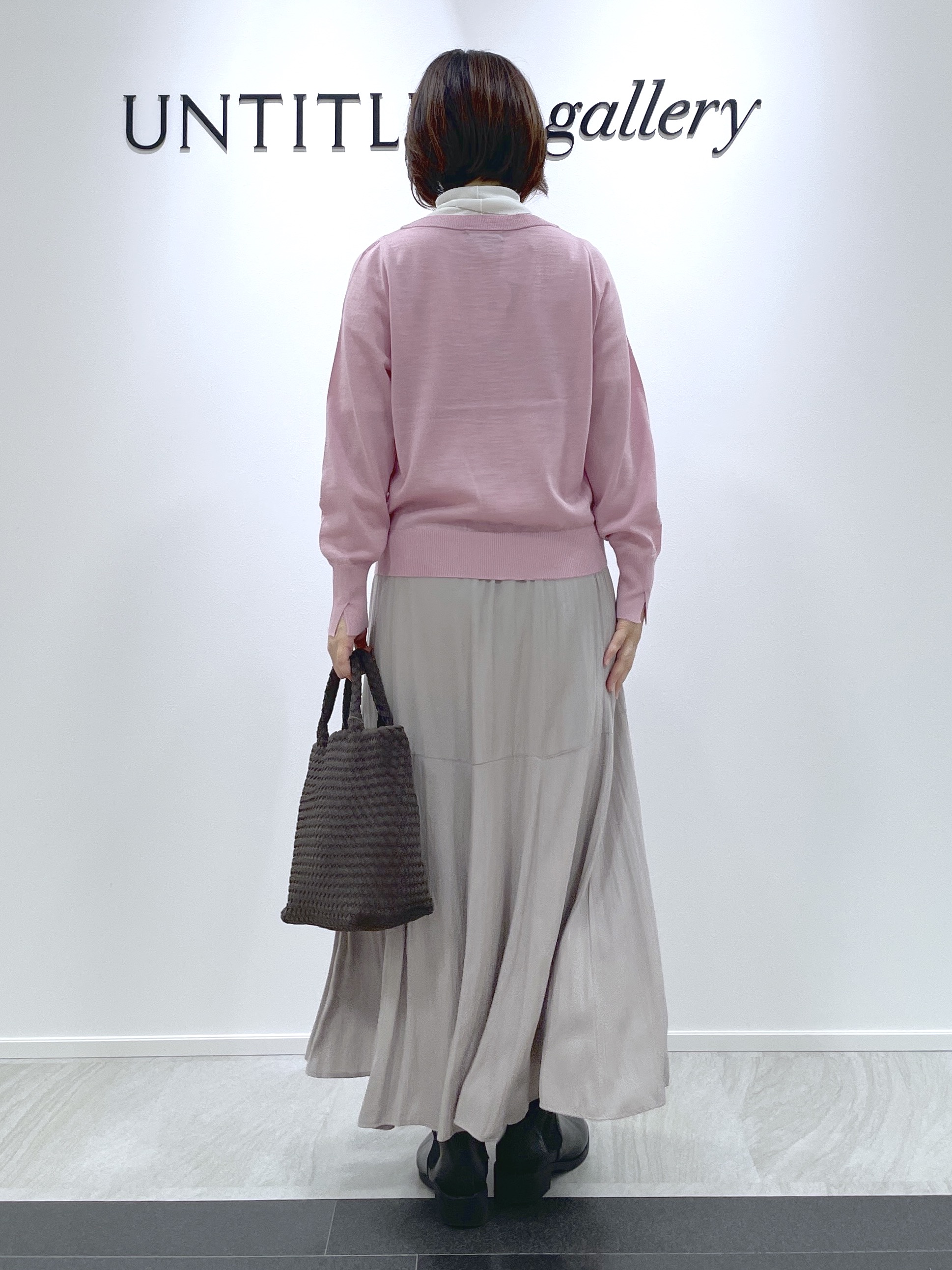 hanaさんの「UNTITLED｜【アンサンブル可能/オンオフ使える】シルクウールカシミヤプルオーバー」を使ったコーディネート