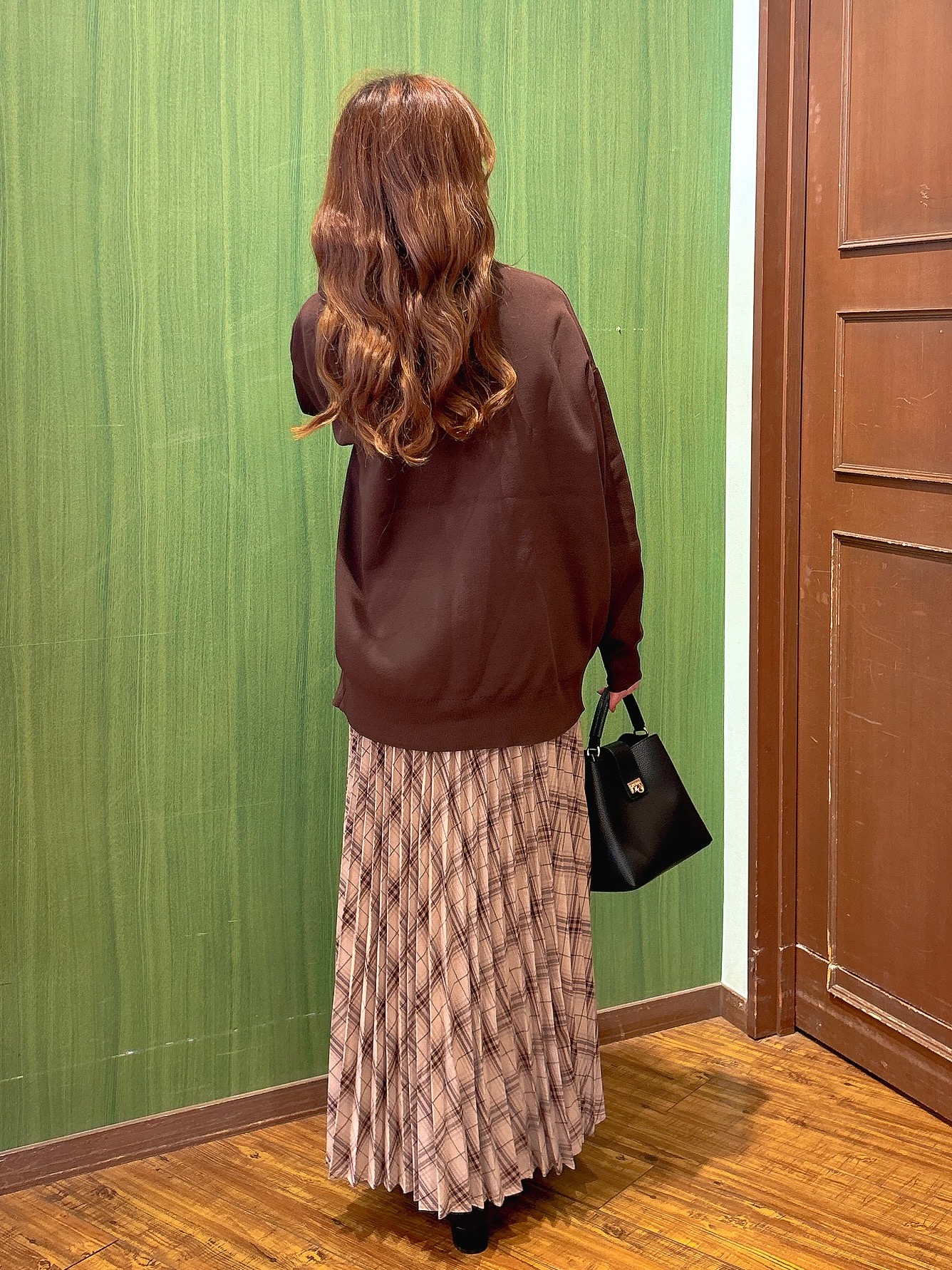 かおりさんの「SHOO･LA･RUE｜【セットアップ可/洗濯機可】軽やかに羽織れる スポンディッシュ ニットカーディガン」を使ったコーディネート