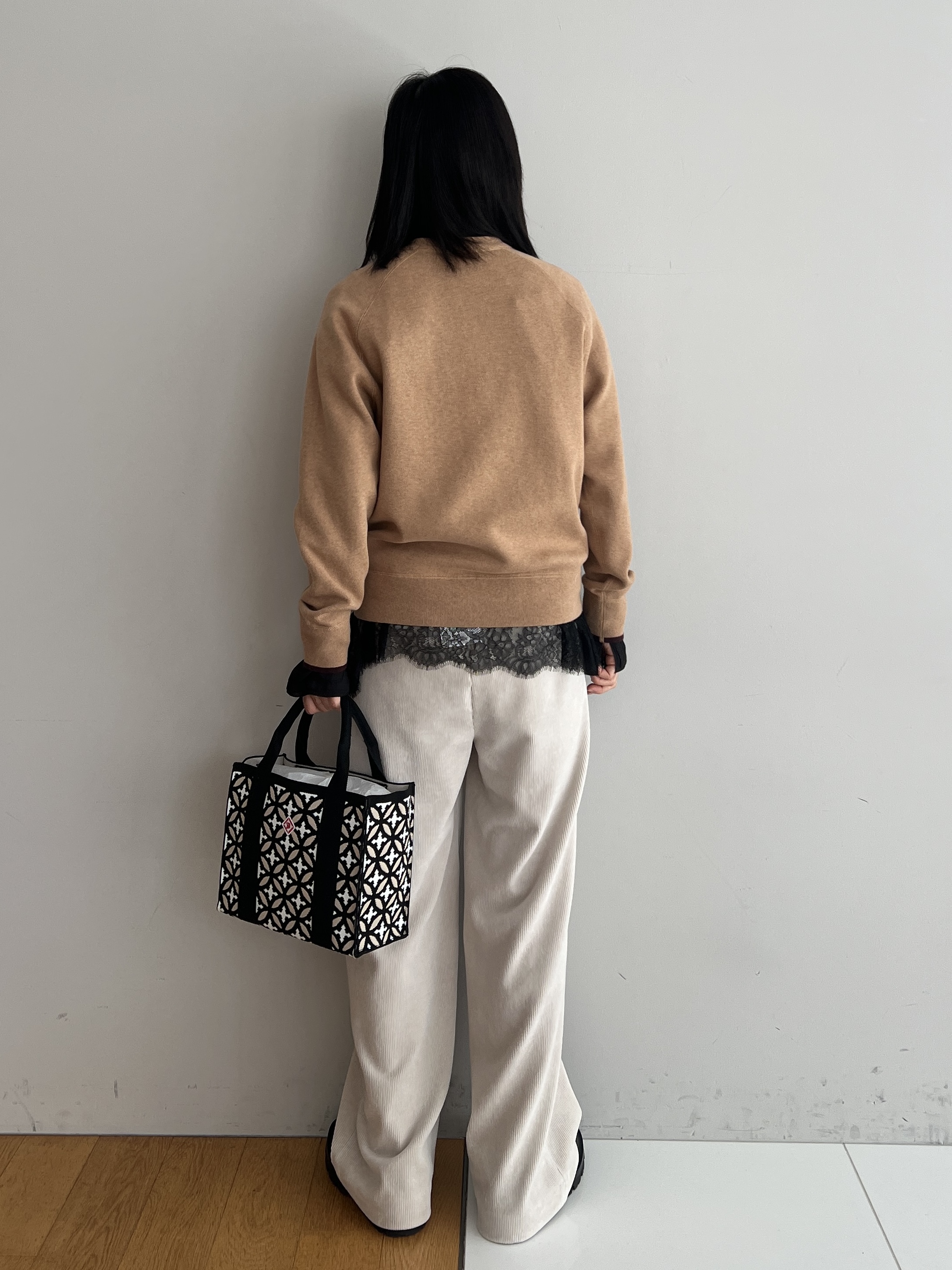 misaさんの「DRESSTERIOR｜【STORY11月号掲載/マシンウォッシャブル】コットンカシミヤニット」を使ったコーディネート