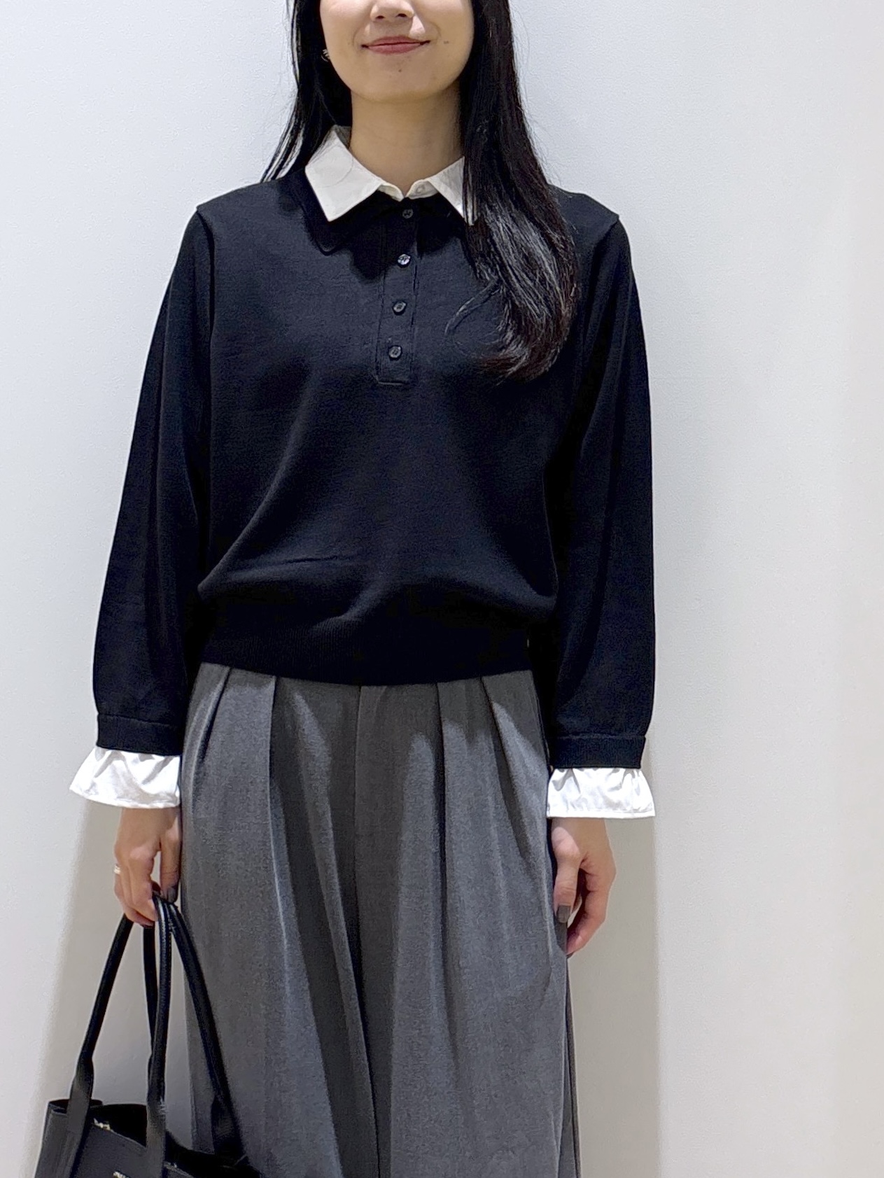 sachikoさんの「OPAQUE.CLIP｜シャツレイヤード風ポロニット【洗濯機OK】」を使ったコーディネート
