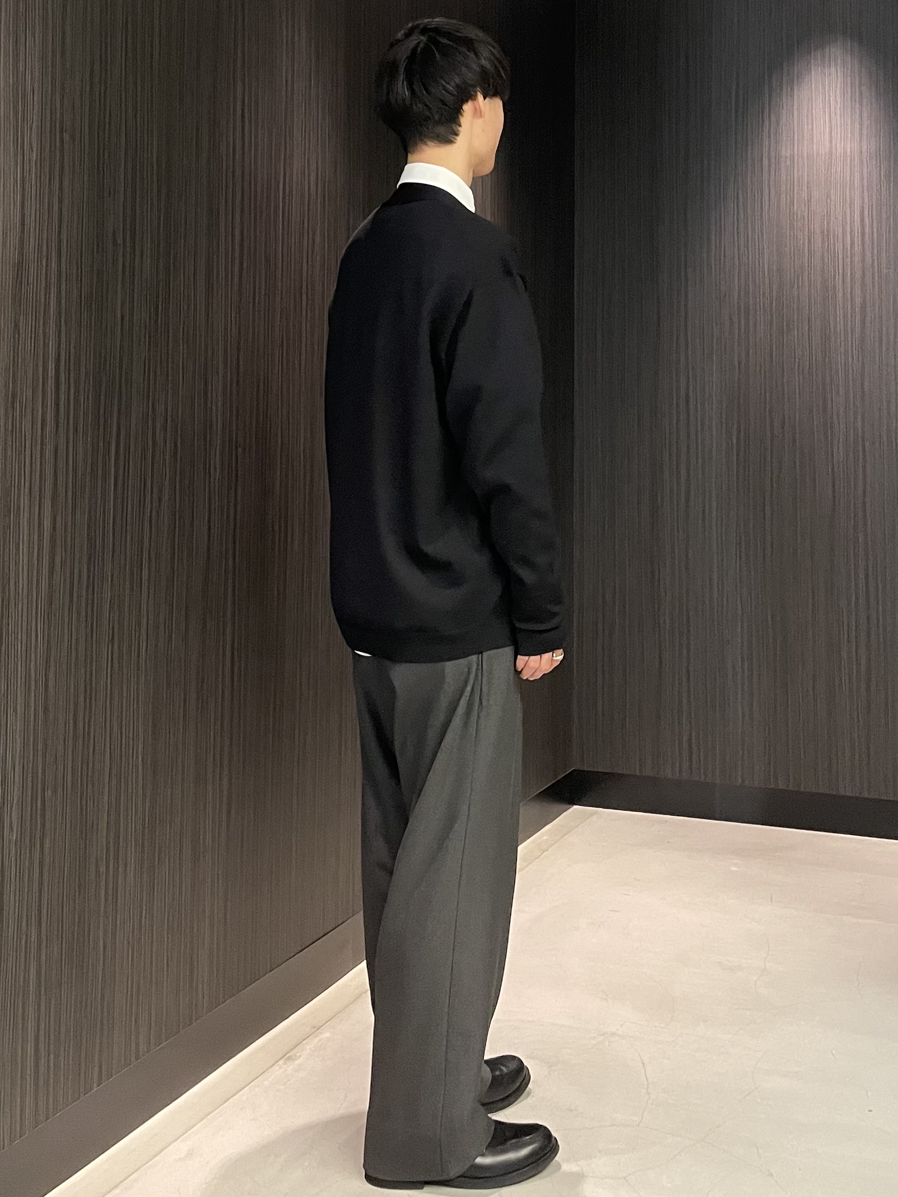 Okdさんの「TAKEO KIKUCHI｜アンチピリング ニット カーディガン」を使ったコーディネート