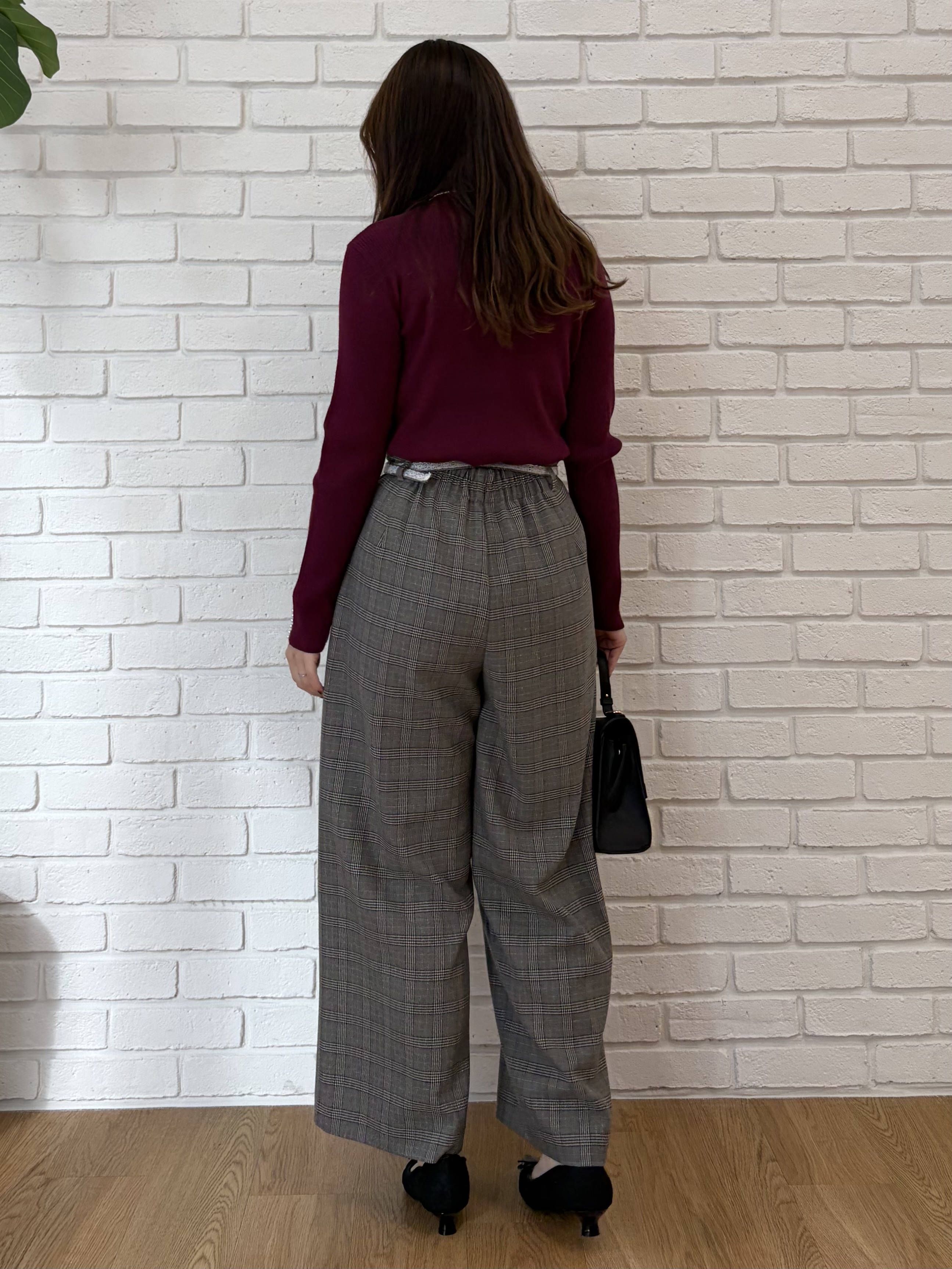 Saekoさんの「Couture brooch｜【大人フェミニンのBASIC】パール調リブニット【吸湿発熱・静電気防止・抗菌防臭・洗濯機可】」を使ったコーディネート
