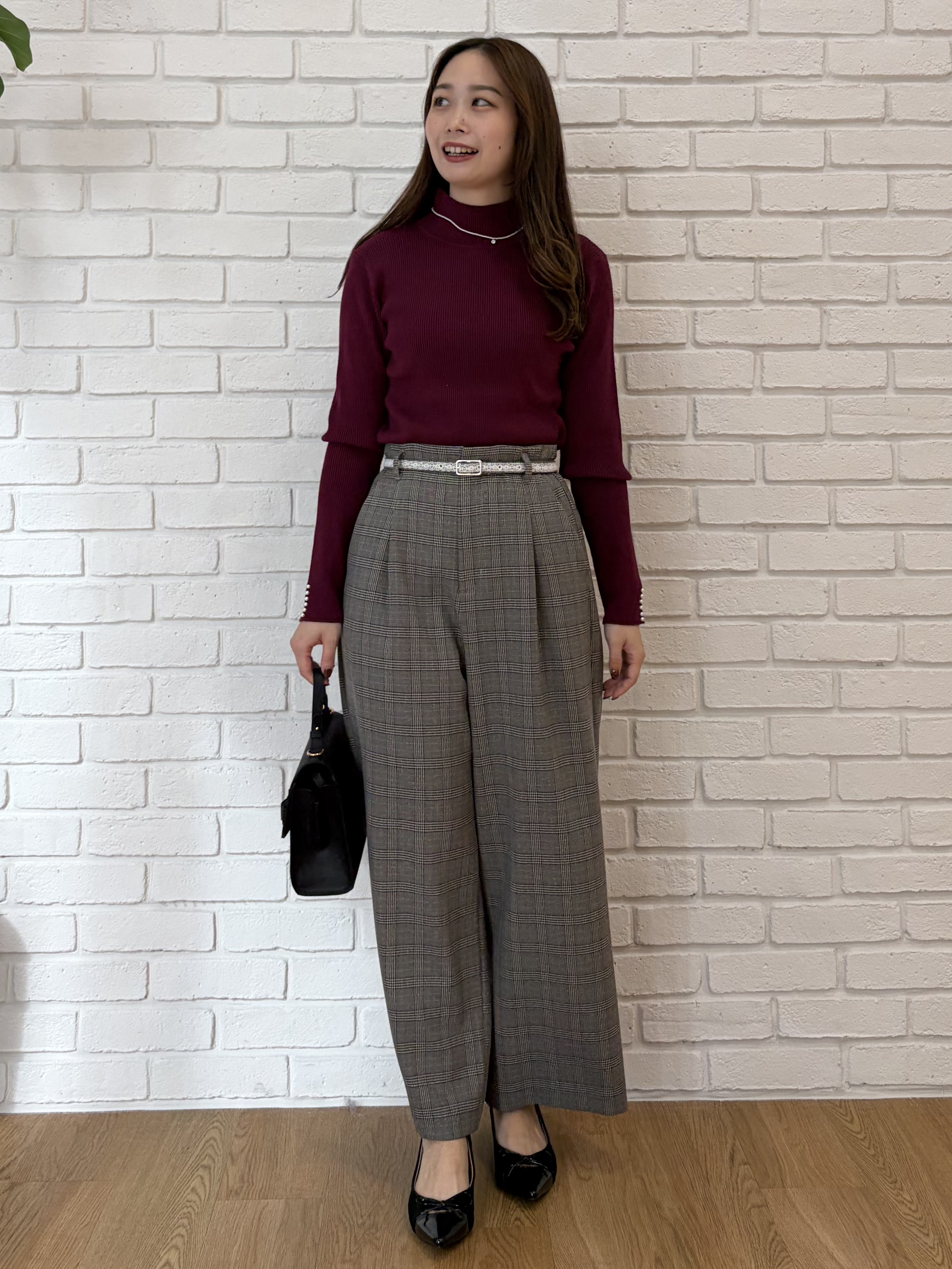 Saekoさんの「Couture brooch｜【大人フェミニンのBASIC】パール調リブニット【吸湿発熱・静電気防止・抗菌防臭・洗濯機可】」を使ったコーディネート