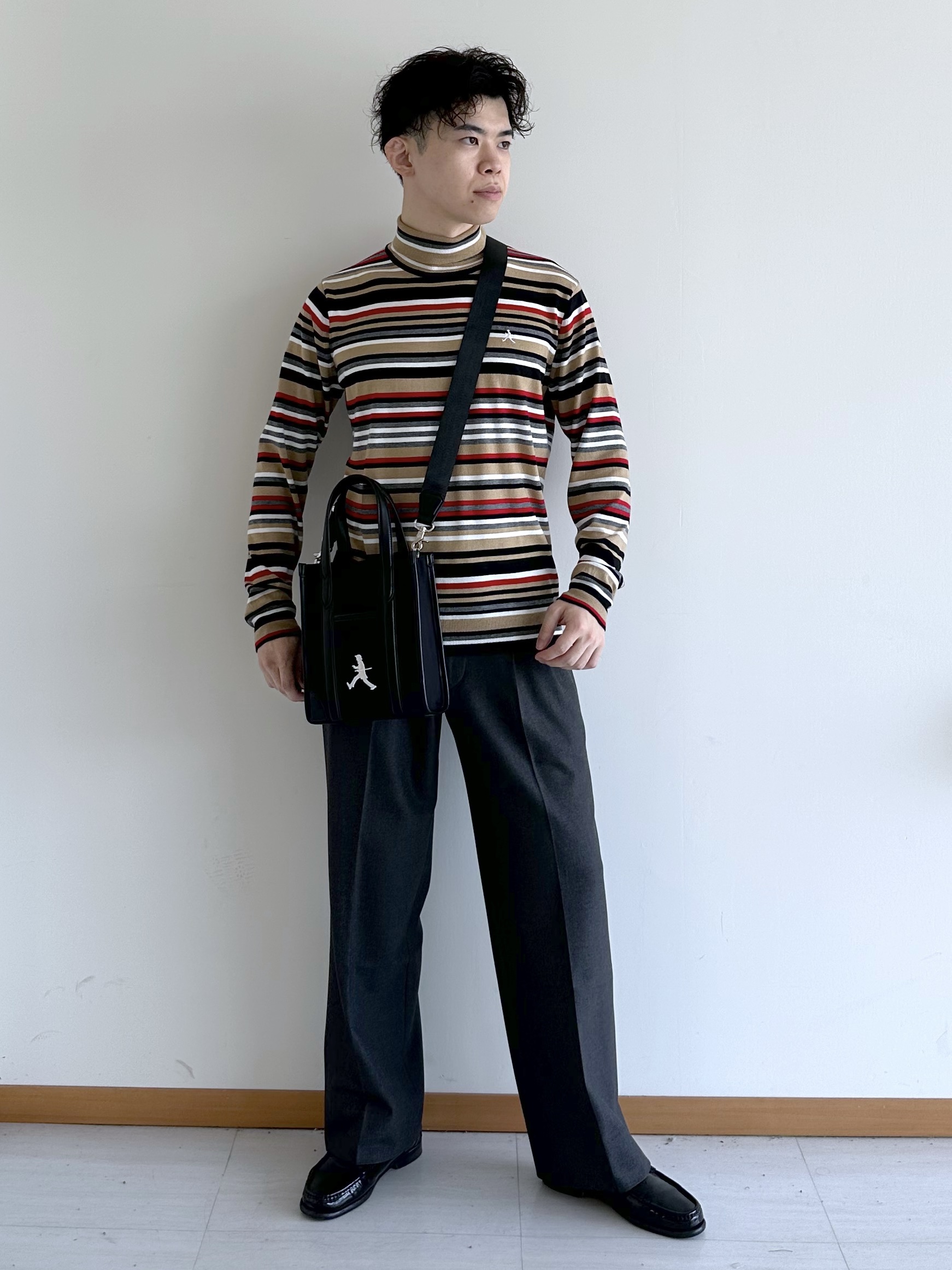 イッシーさんの「TAKEO KIKUCHI｜【BOWLER HAT LABEL】シングルレザーライダースジャケット」を使ったコーディネート