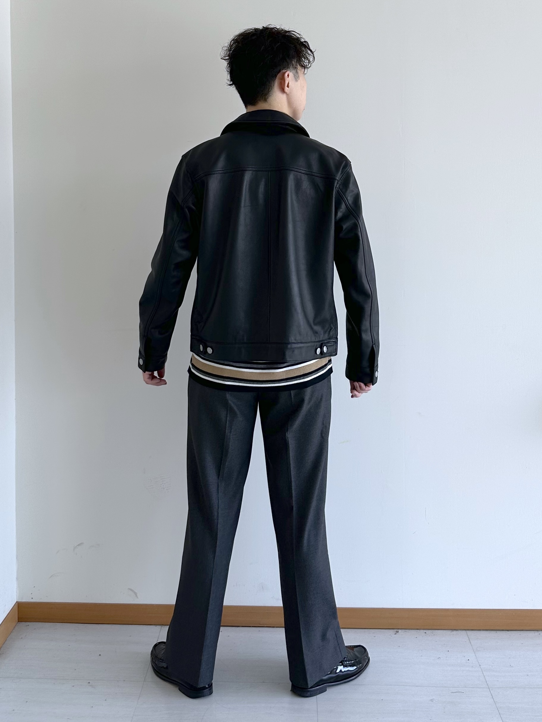 イッシーさんの「TAKEO KIKUCHI｜【BOWLER HAT LABEL】シングルレザーライダースジャケット」を使ったコーディネート