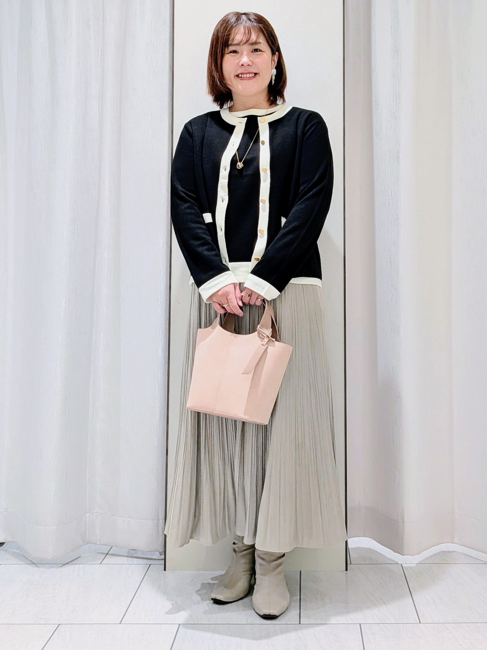 Onumaさんの「UNTITLED｜【アンサンブル可/ジャケットライク】モールラインカーディガン」を使ったコーディネート