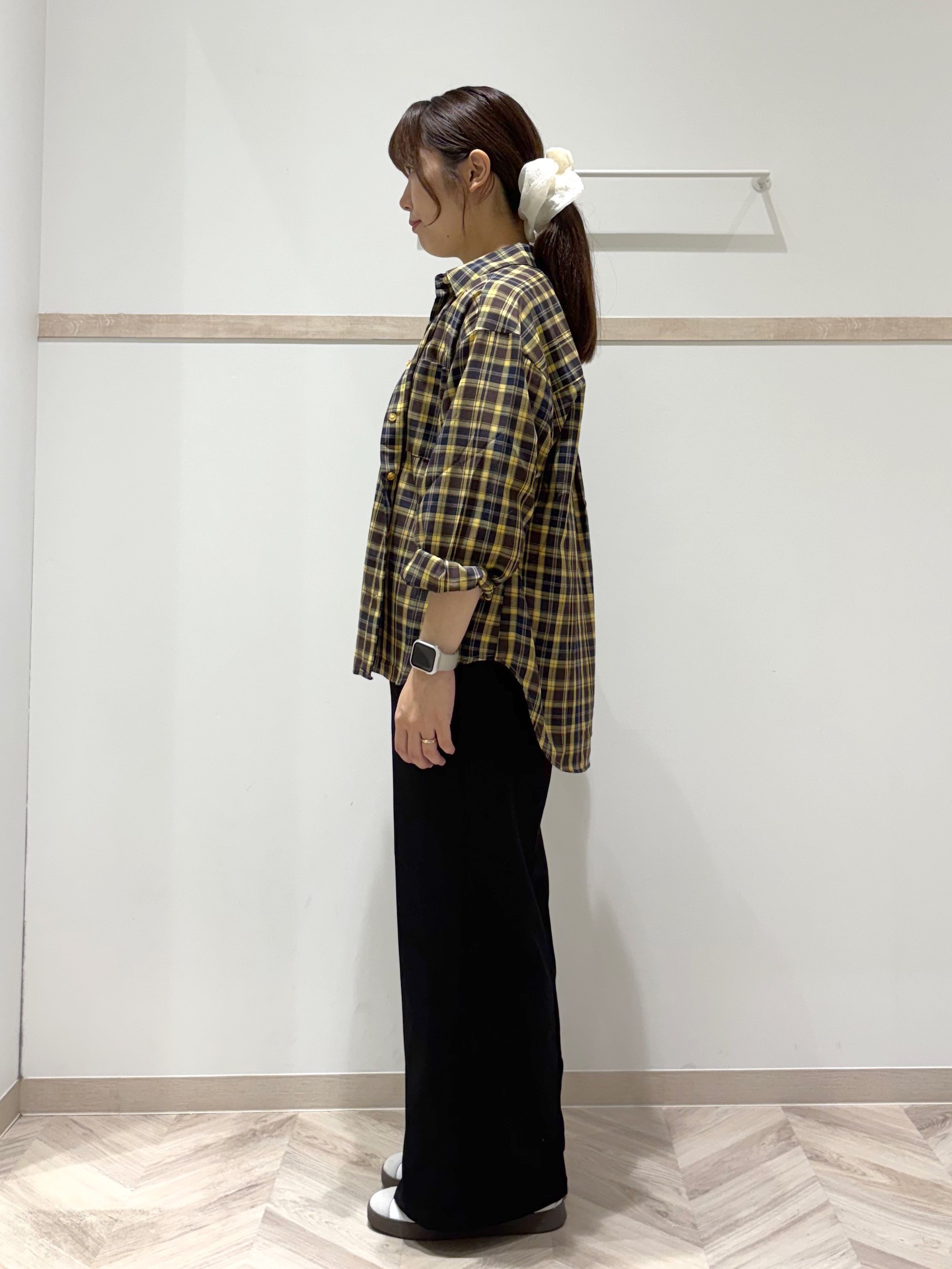 donpiさんの「SHOO･LA･RUE｜【洗濯後しわになりにくい/S-LL】気分で選ぶ 大人のデイリー使いに ベーシックシャツ」を使ったコーディネート