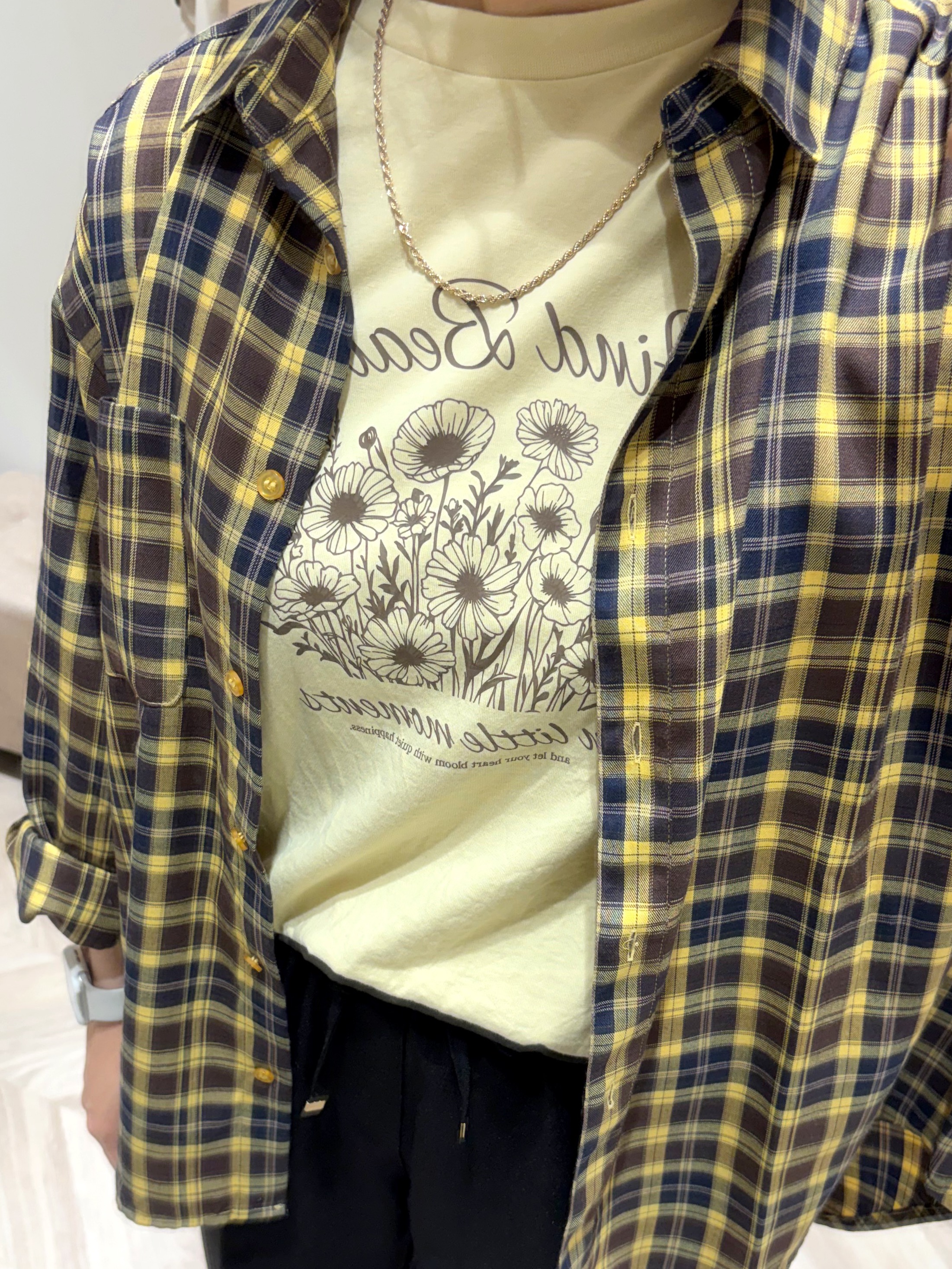 donpiさんの「SHOO･LA･RUE｜【洗濯後しわになりにくい/S-LL】気分で選ぶ 大人のデイリー使いに ベーシックシャツ」を使ったコーディネート