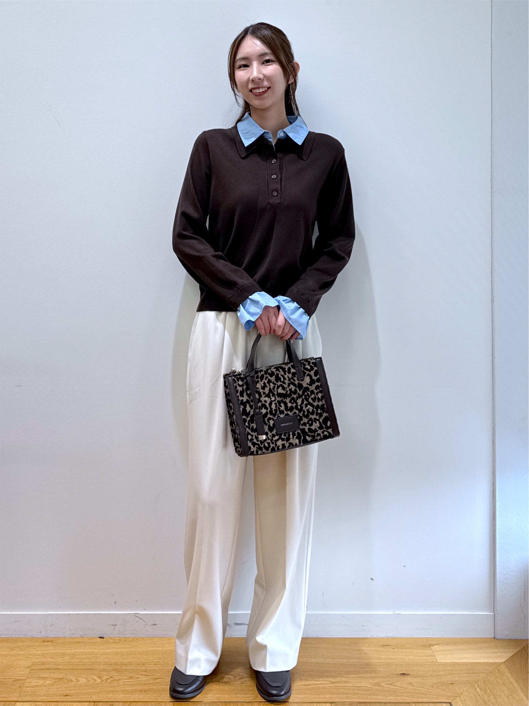 めぐさんの「OPAQUE.CLIP｜シャツレイヤード風ポロニット【洗濯機OK】」を使ったコーディネート
