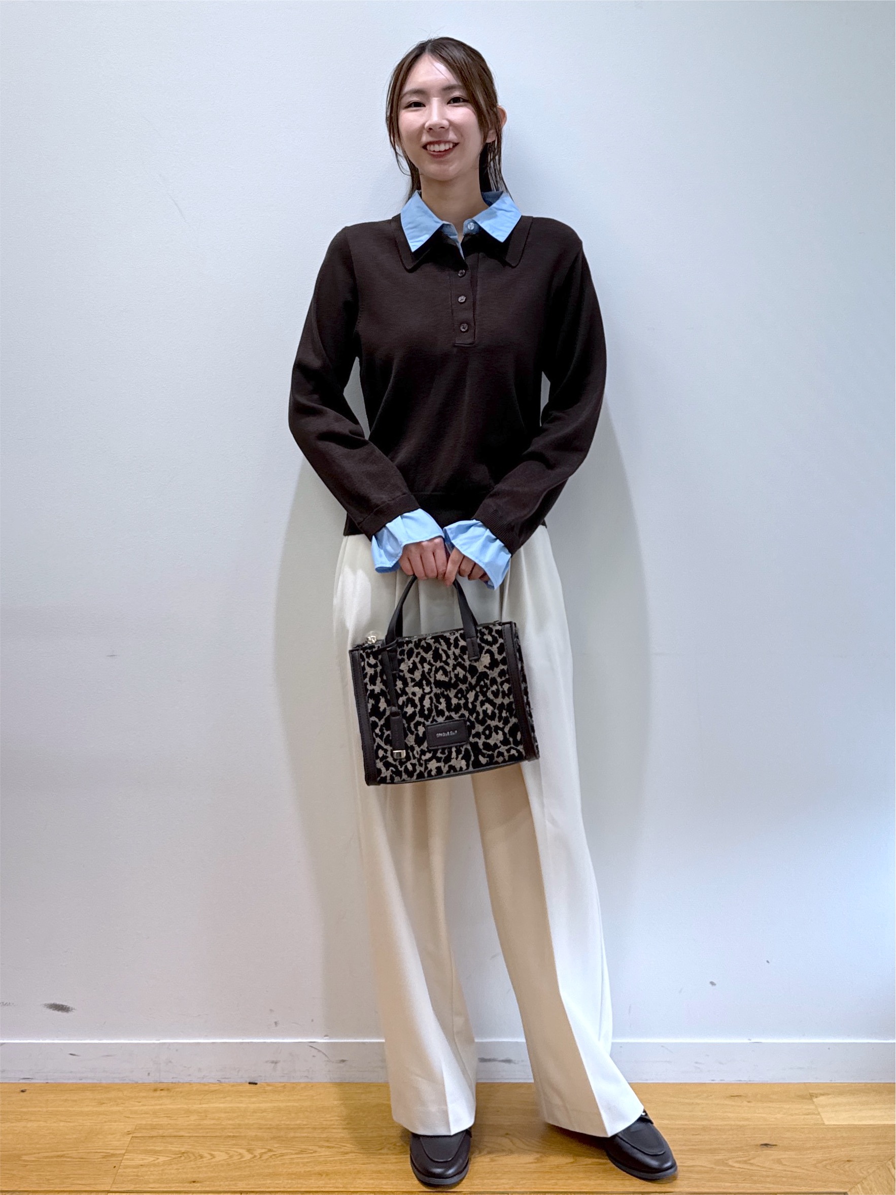 めぐさんの「OPAQUE.CLIP｜シャツレイヤード風ポロニット【洗濯機OK】」を使ったコーディネート