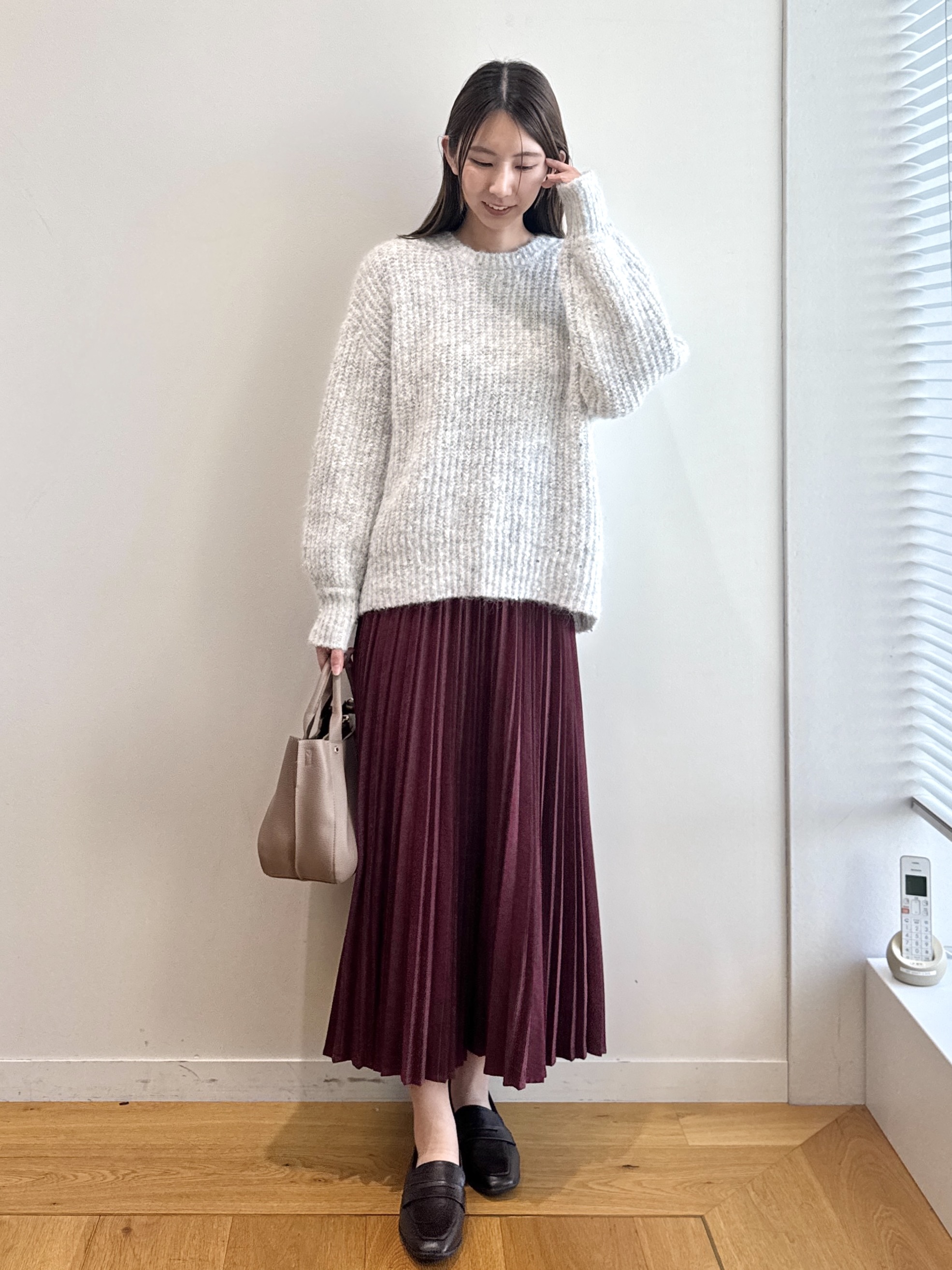 めぐさんの「OPAQUE.CLIP｜スパンコールニットプルオーバー」を使ったコーディネート