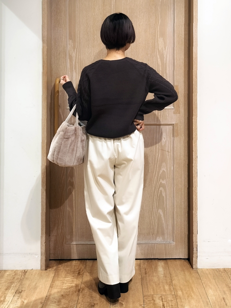 YUKIさんの「SHOO･LA･RUE｜【着丈選べる/セットアップ可/ぱちぱちしにくい】洗濯後しわになりにくい 両面微起毛 あったかイージー」を使ったコーディネート