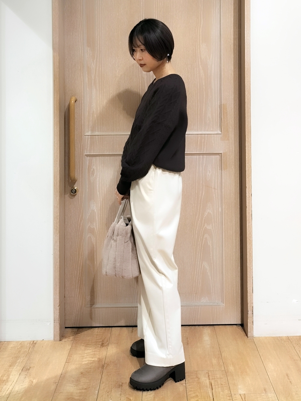 YUKIさんの「SHOO･LA･RUE｜【着丈選べる/セットアップ可/ぱちぱちしにくい】洗濯後しわになりにくい 両面微起毛 あったかイージー」を使ったコーディネート