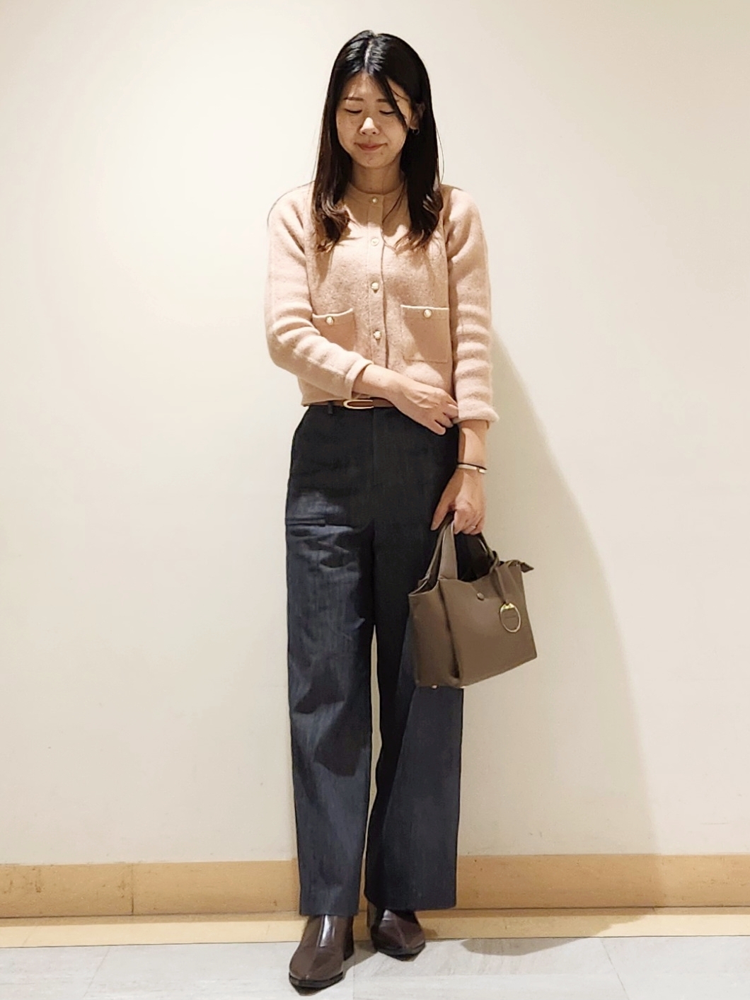 yukaさんの「COUP DE CHANCE｜【手洗い可／ラクーン混】ヘアリーカーディガン」を使ったコーディネート