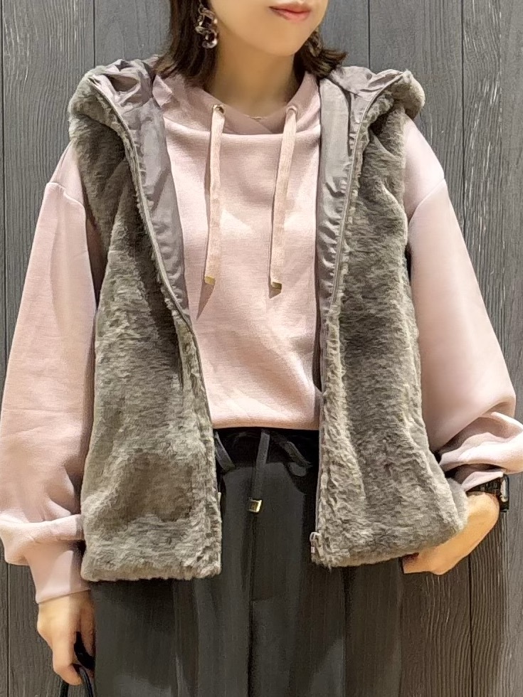 meiさんの「SHOO･LA･RUE｜【洗濯機可/撥水/マルチWAY】ファーライナー付き 毎日欲張りマンパ」を使ったコーディネート