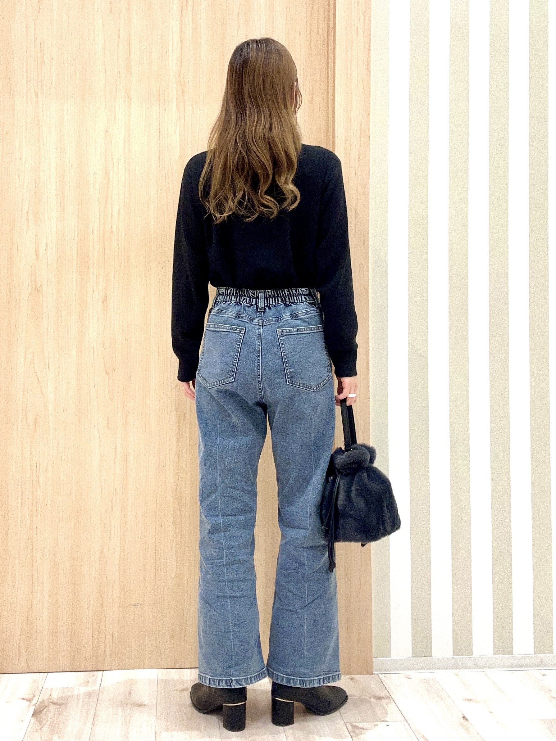 ririさんの「SHOO･LA･RUE｜【S-LL/洗濯機可】やわらかな着心地 襟付きニット」を使ったコーディネート