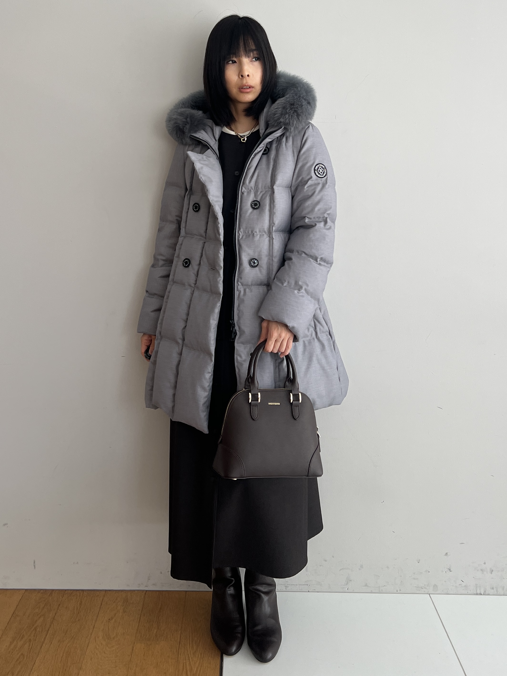 misaさんの「DRESSTERIOR｜フォックスファーナポレオンホワイトグースダウン」を使ったコーディネート
