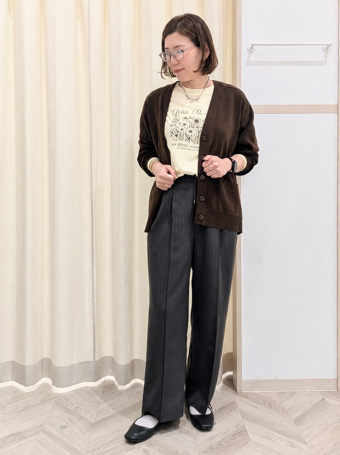 miyuさんの「SHOO･LA･RUE｜【毛玉になりにくい/S-LL/洗濯機可/体型カバー】Vネックゆったりカーディガン」を使ったコーディネート