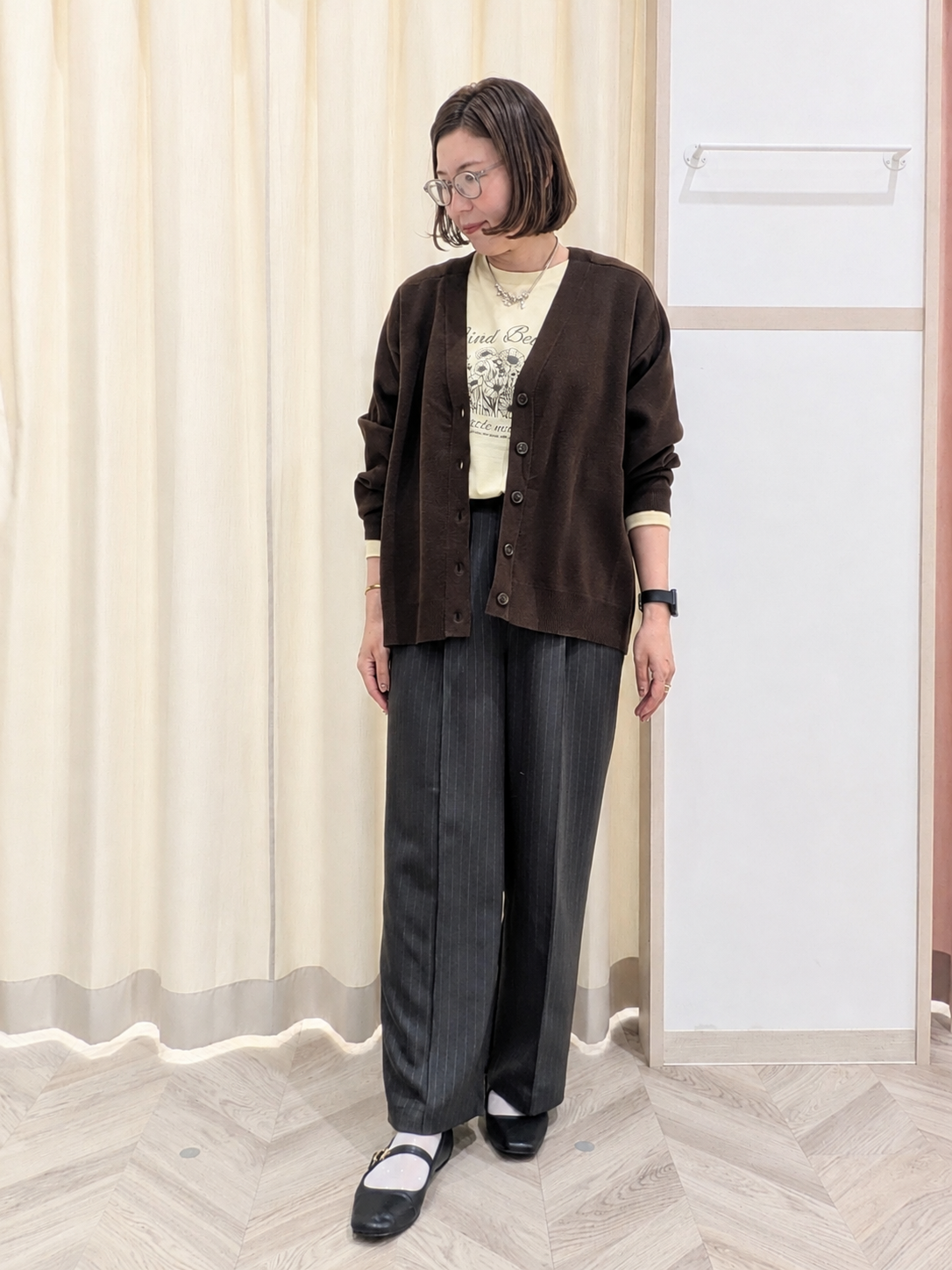 miyuさんの「SHOO･LA･RUE｜【毛玉になりにくい/S-LL/洗濯機可/体型カバー】Vネックゆったりカーディガン」を使ったコーディネート