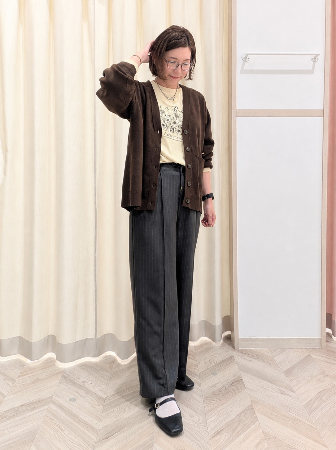 miyuさんの「SHOO･LA･RUE｜【毛玉になりにくい/S-LL/洗濯機可/体型カバー】Vネックゆったりカーディガン」を使ったコーディネート